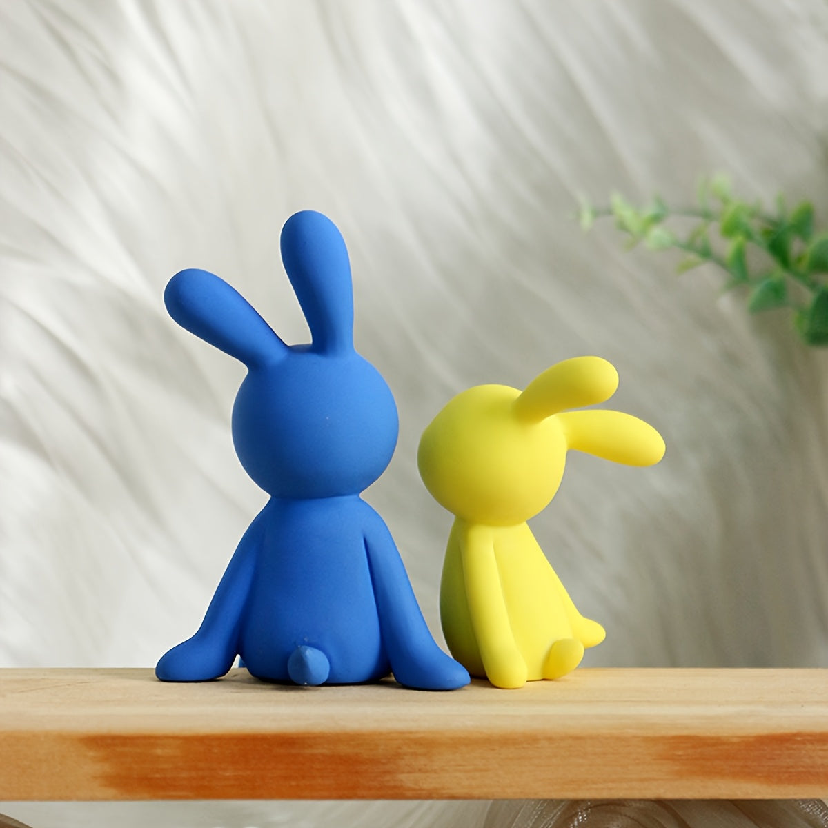 Tnessential Creative Couple Rabbit Figurine 3D Decor