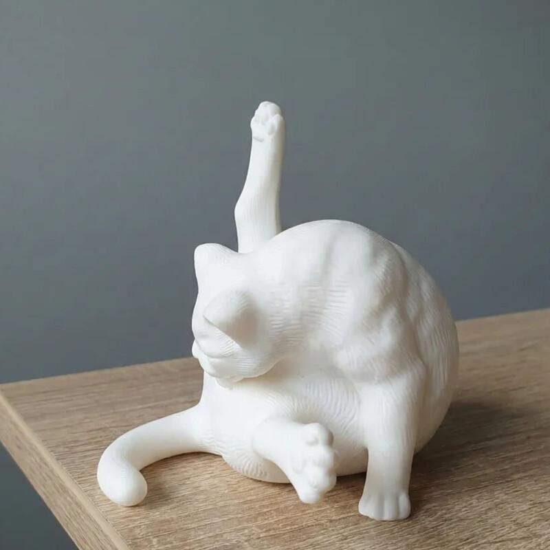 Tnessential Charming Resin Cat Statue 3D Decor