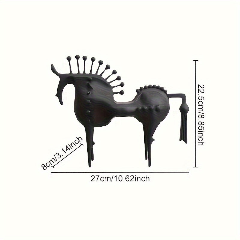 Tnessential Chic Black Metal Horse Sculpture with Spiky Detailing 3D Decor