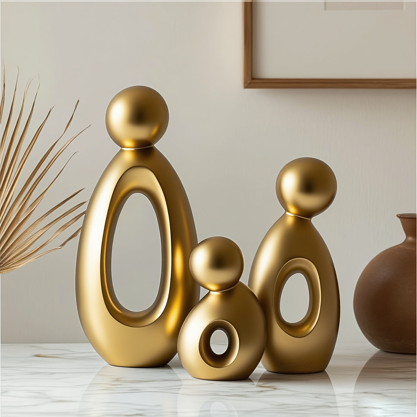 Tnessential Set of Minimalist-style Resin Ornaments Featuring Simple 3D Decor