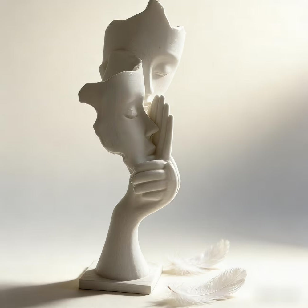 Tnessential Printed Whispering Couple Statue 3D Decor
