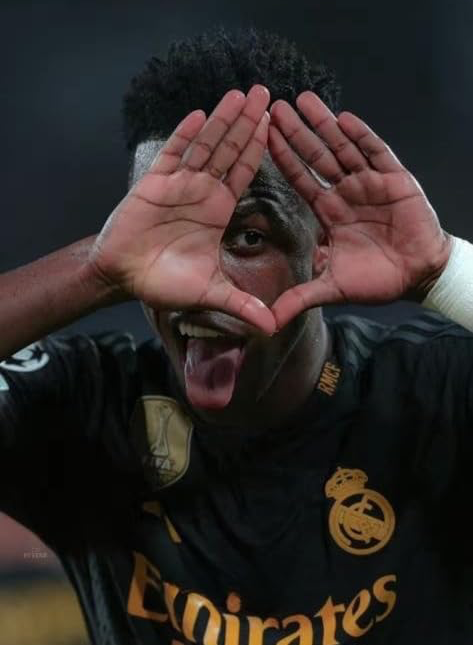 VINICIUS JUNIOR FOOTBALL CANVAS POSTER