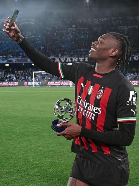 RAFEAL LEAO CANVAS POSTER