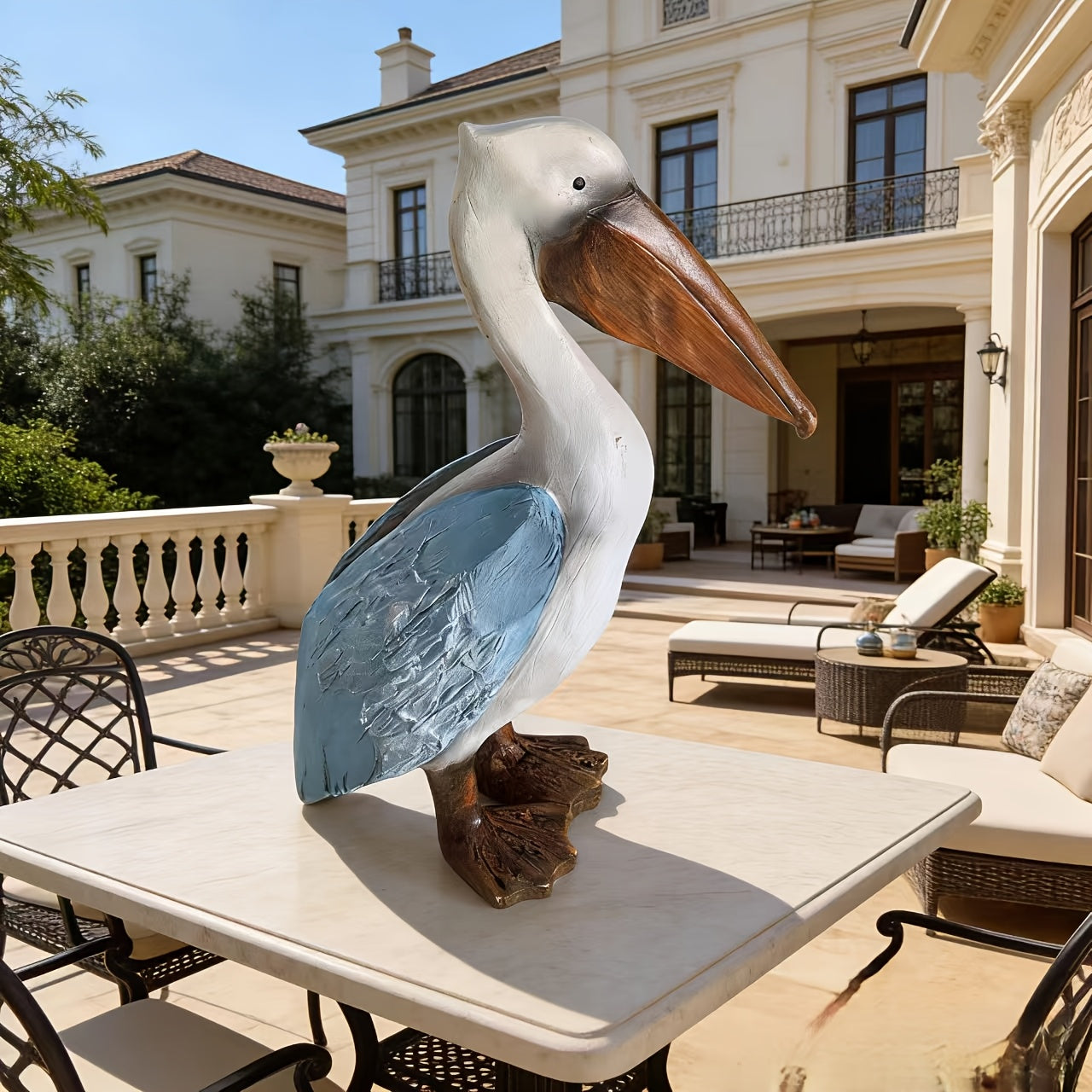 Tnessential Resin Decorative Piece Shaped Like a Pelican 3D Decor