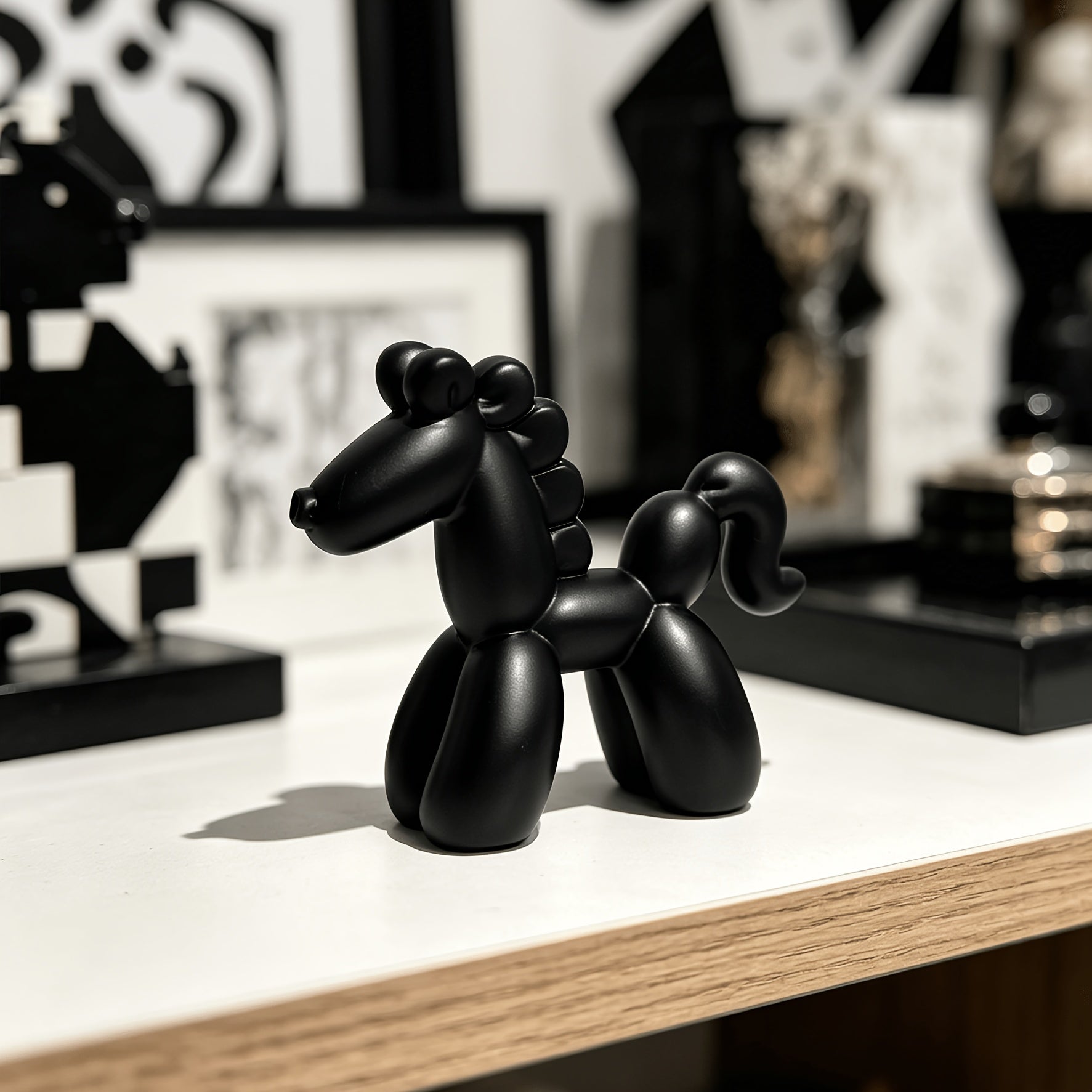 Tnessential Balloon Horse Resin Sculpture for Office 3D Decor