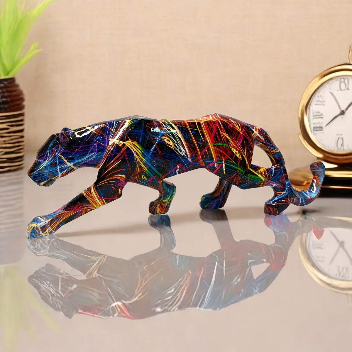 Tnessential One Resin Leopard Statue Decorative Sculpture 3D Decor