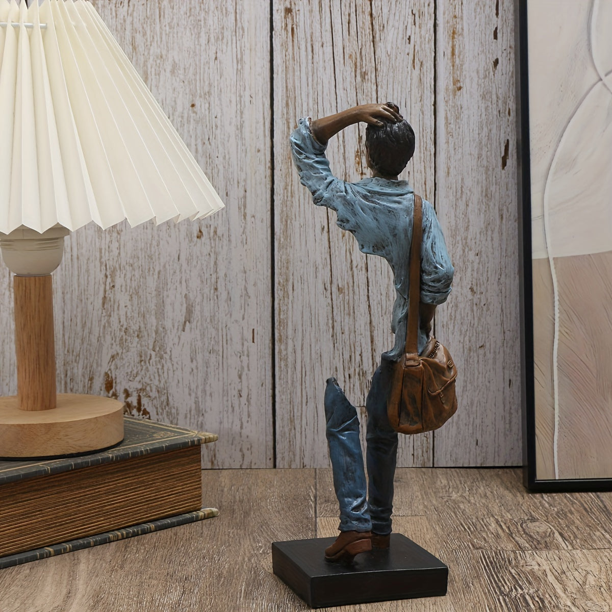 Tnessential Traveler Sculpture 3D Decor