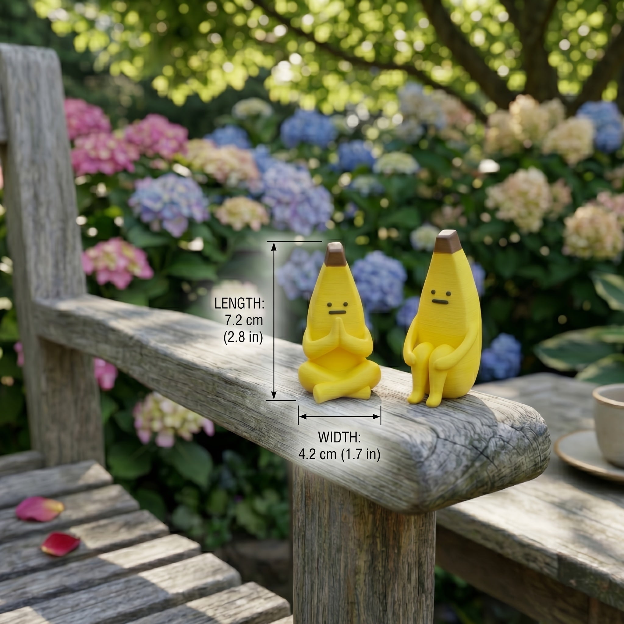 Tnessential Two Banana Statues with Different Designs 3D Decor