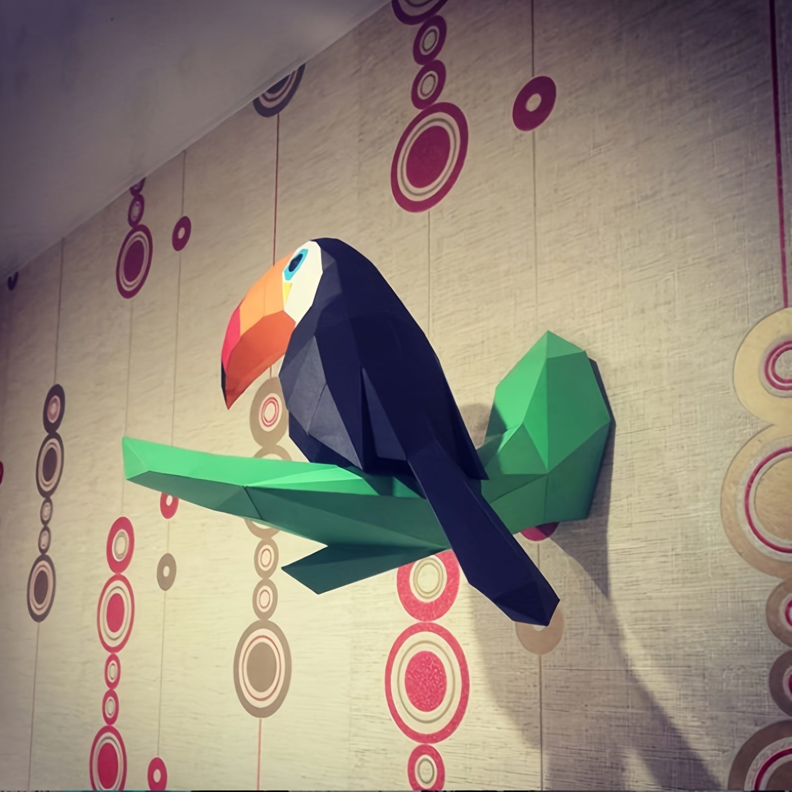 Tnessential Cm Toucan on a Branch Paper Model DIY Craft for Wedding 3D Decor