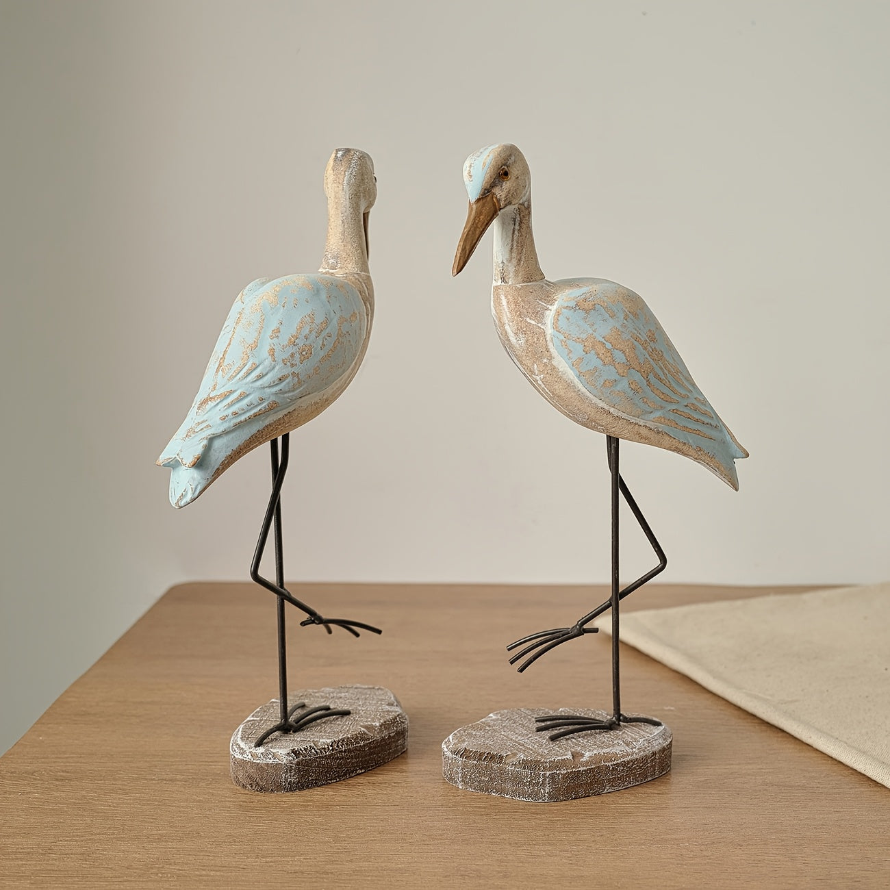 Tnessential Mediterranean Style Single-legged Standing Seabird Wooden 3D Decor