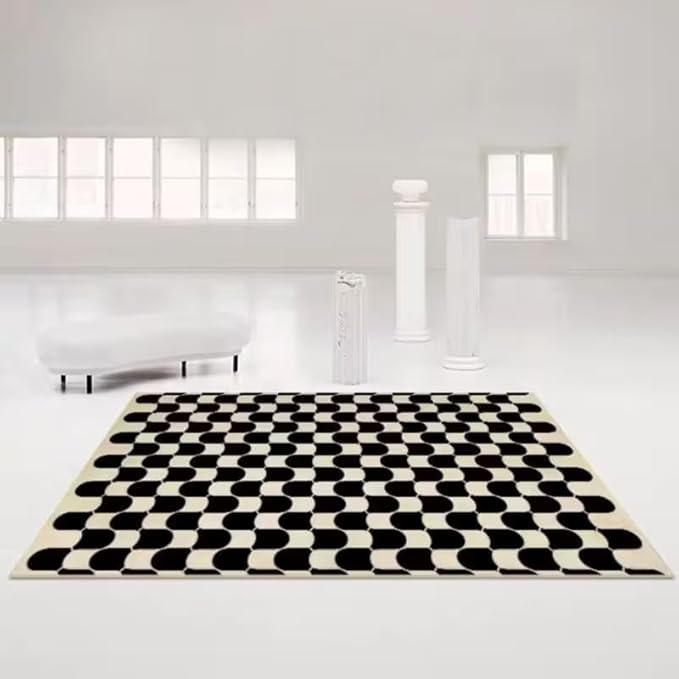 TRIPPY BLACK AND WHITE RUG