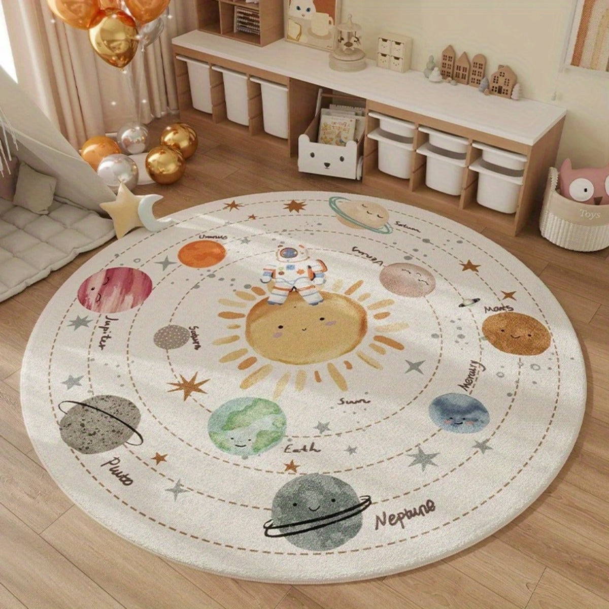 ROUND 4 RUG view 3