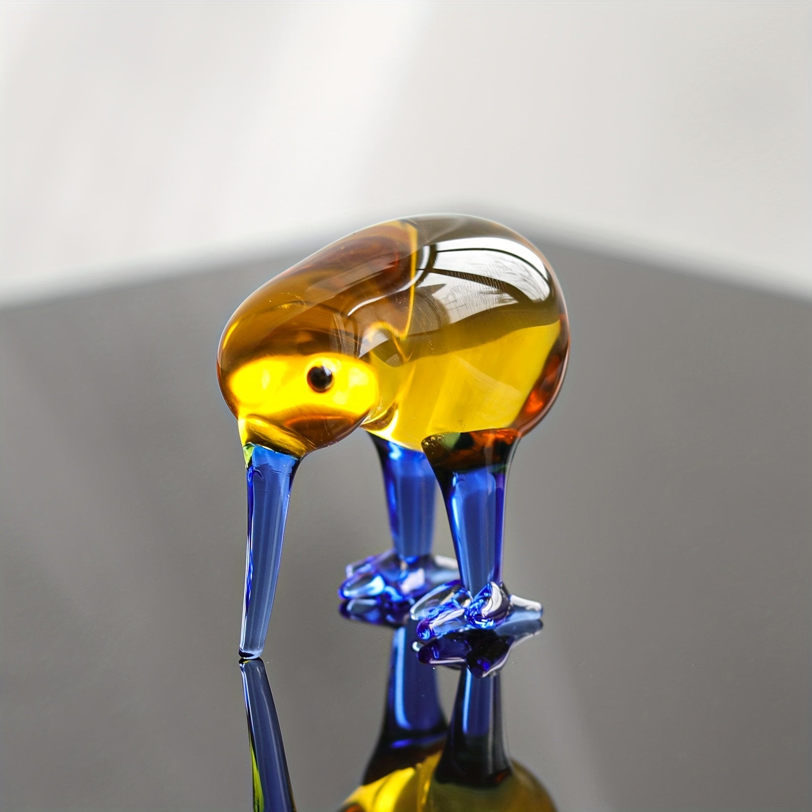 Tnessential Handcrafted Decorative Figurine of a Predatory Bird Made 3D Decor