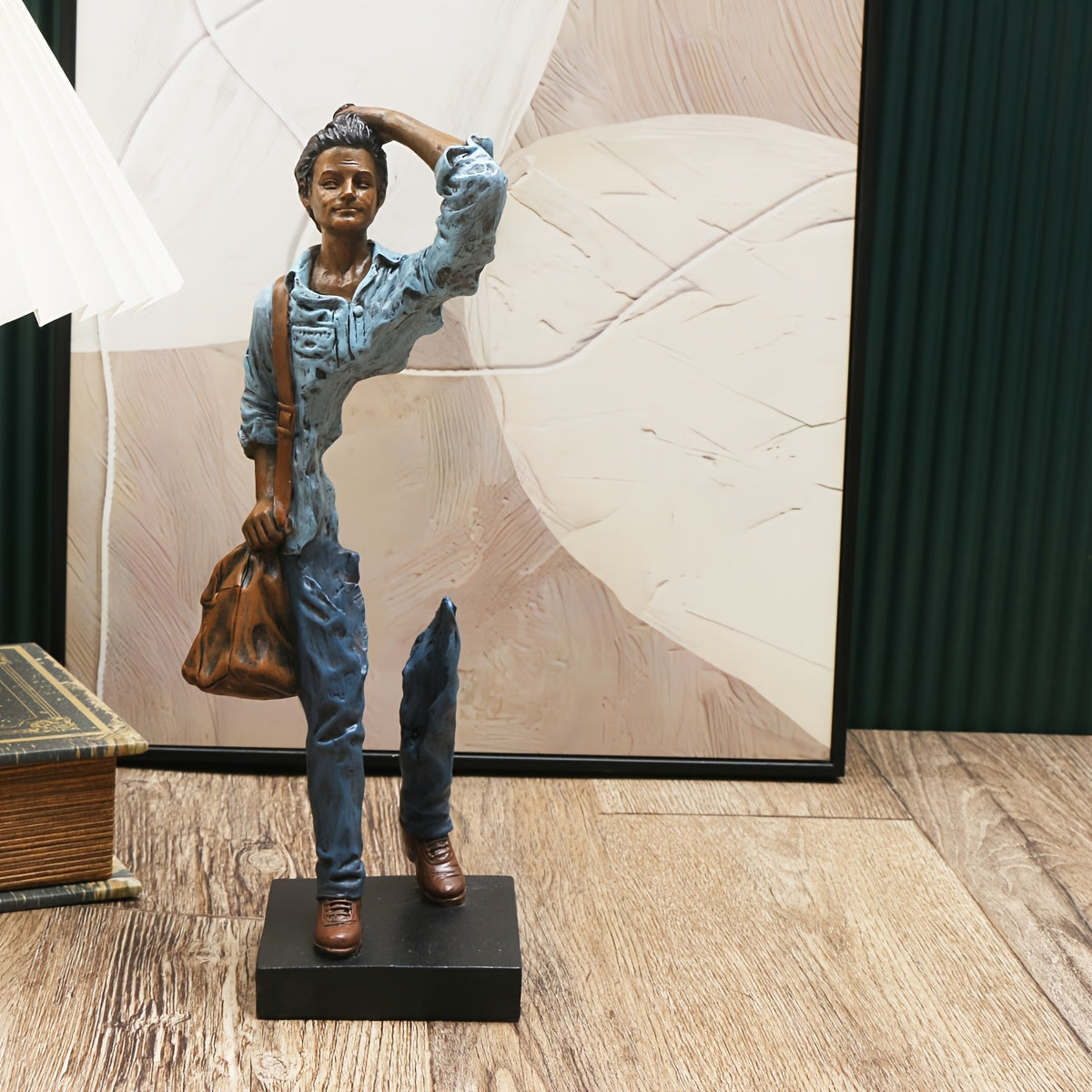 Tnessential Traveler Sculpture 3D Decor