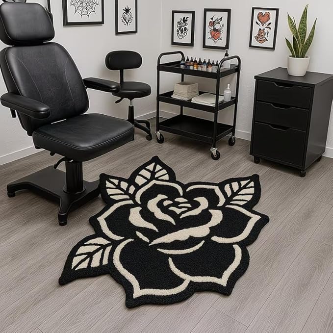 BLACK ROSE FLOWER RUG