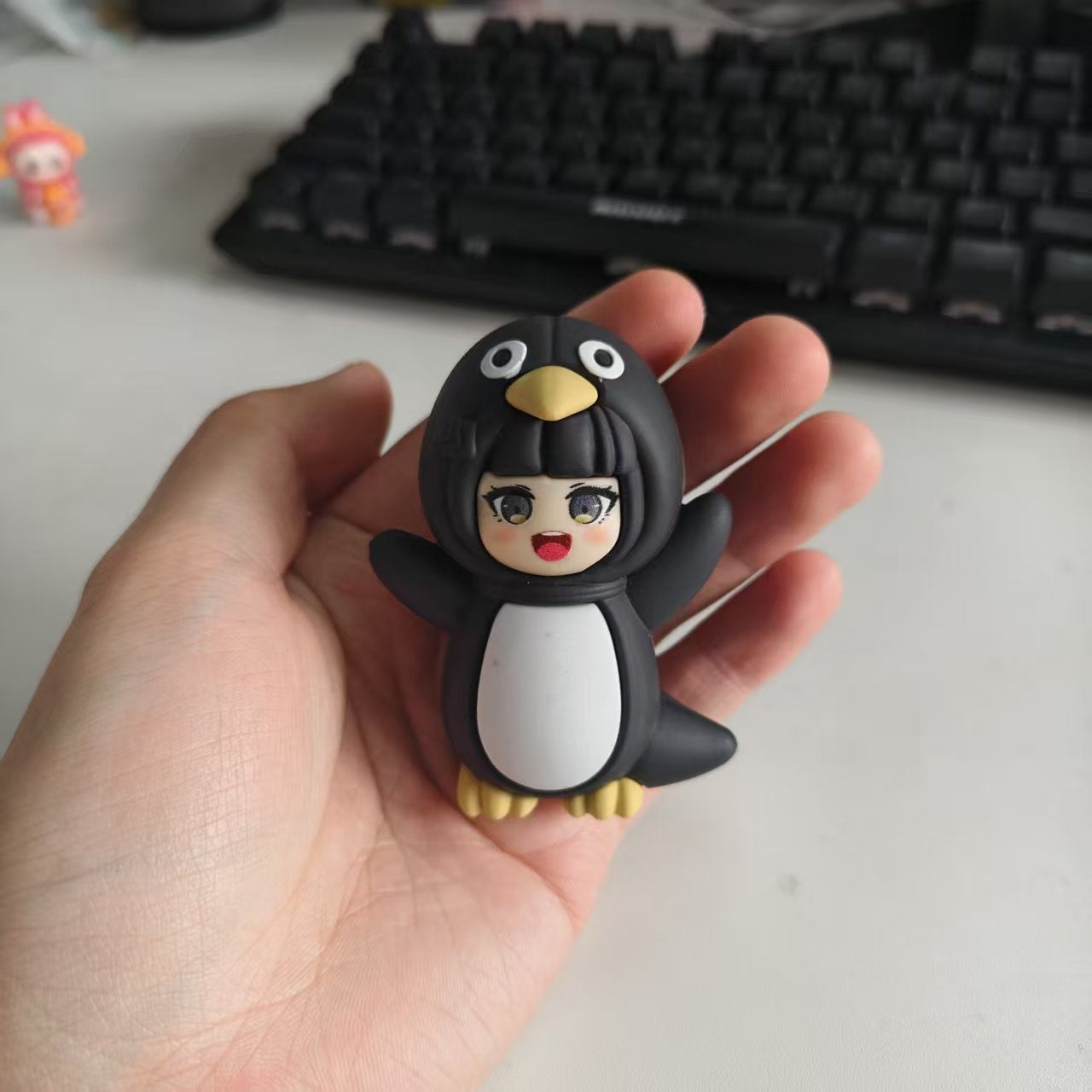 Tnessential Guguga Gagaga Anime Character Statue Figure Model Car 3D Decor