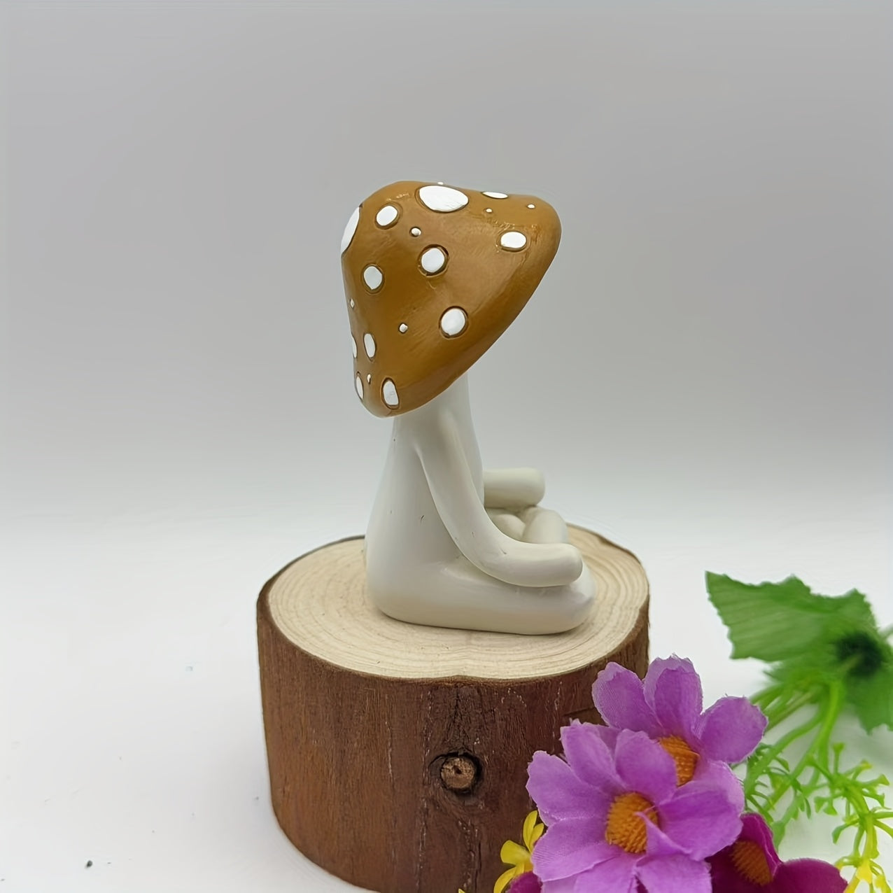 Tnessential Charming Resin Mushroom Yoga Meditation Figurines-serene 3D Decor