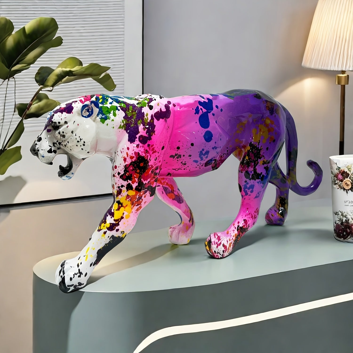 Tnessential Chic Leopard Statue 3D Decor