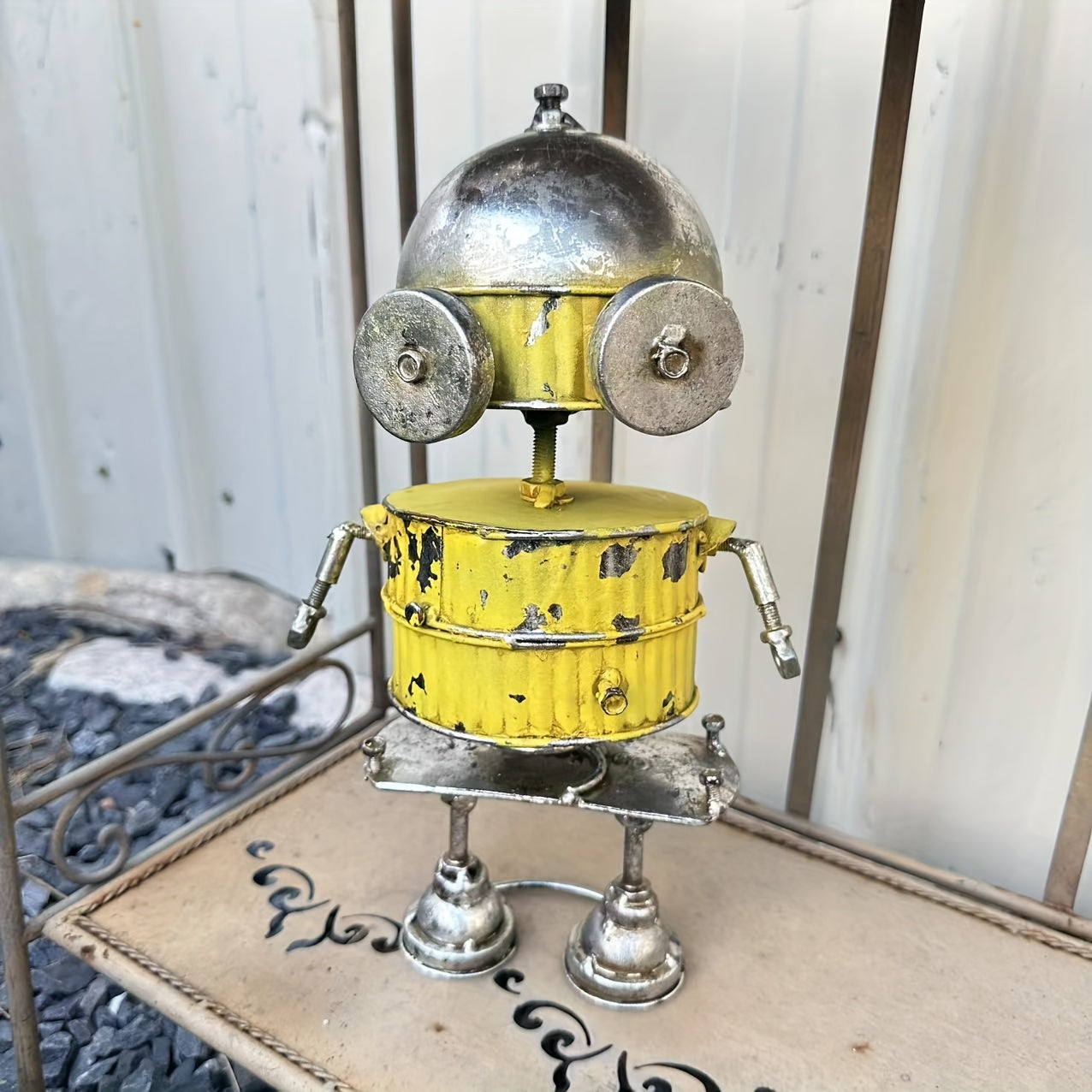 Tnessential Charming Iron Robot Available in Two Colors 3D Decor