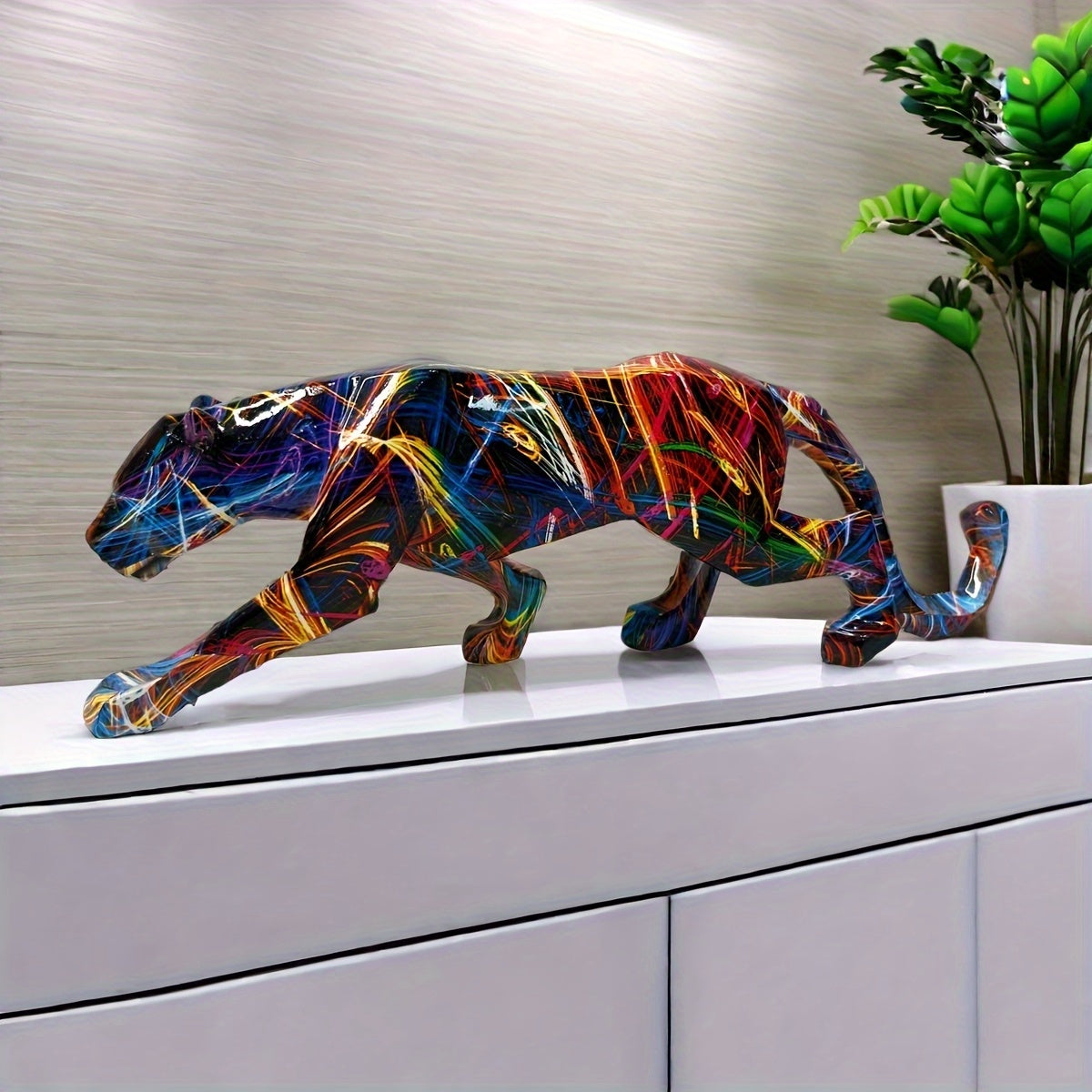 Tnessential One Resin Leopard Statue Decorative Sculpture 3D Decor