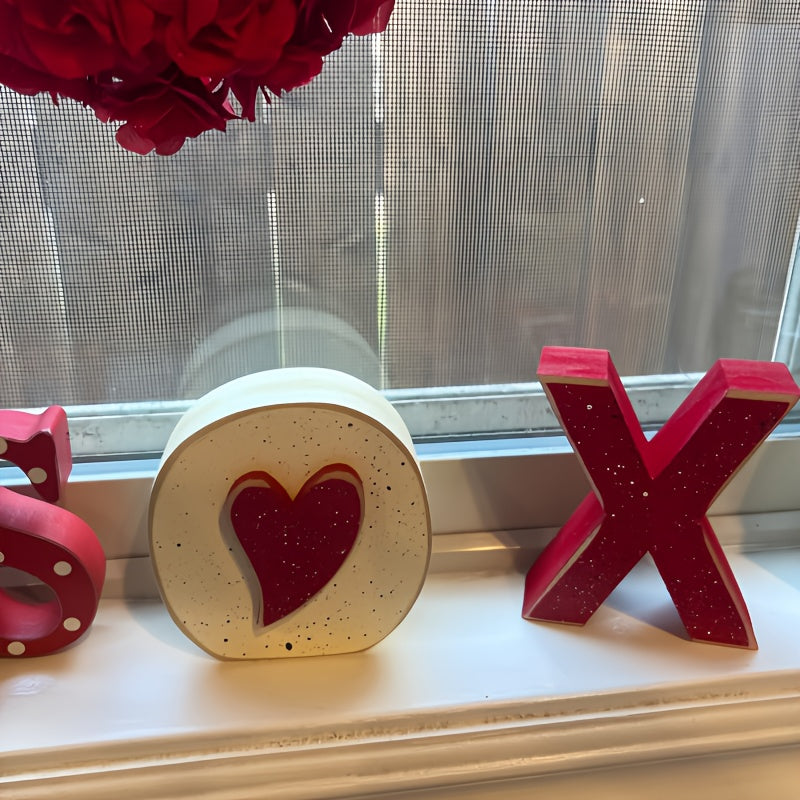 Tnessential XOXO Blocks 3D Decor