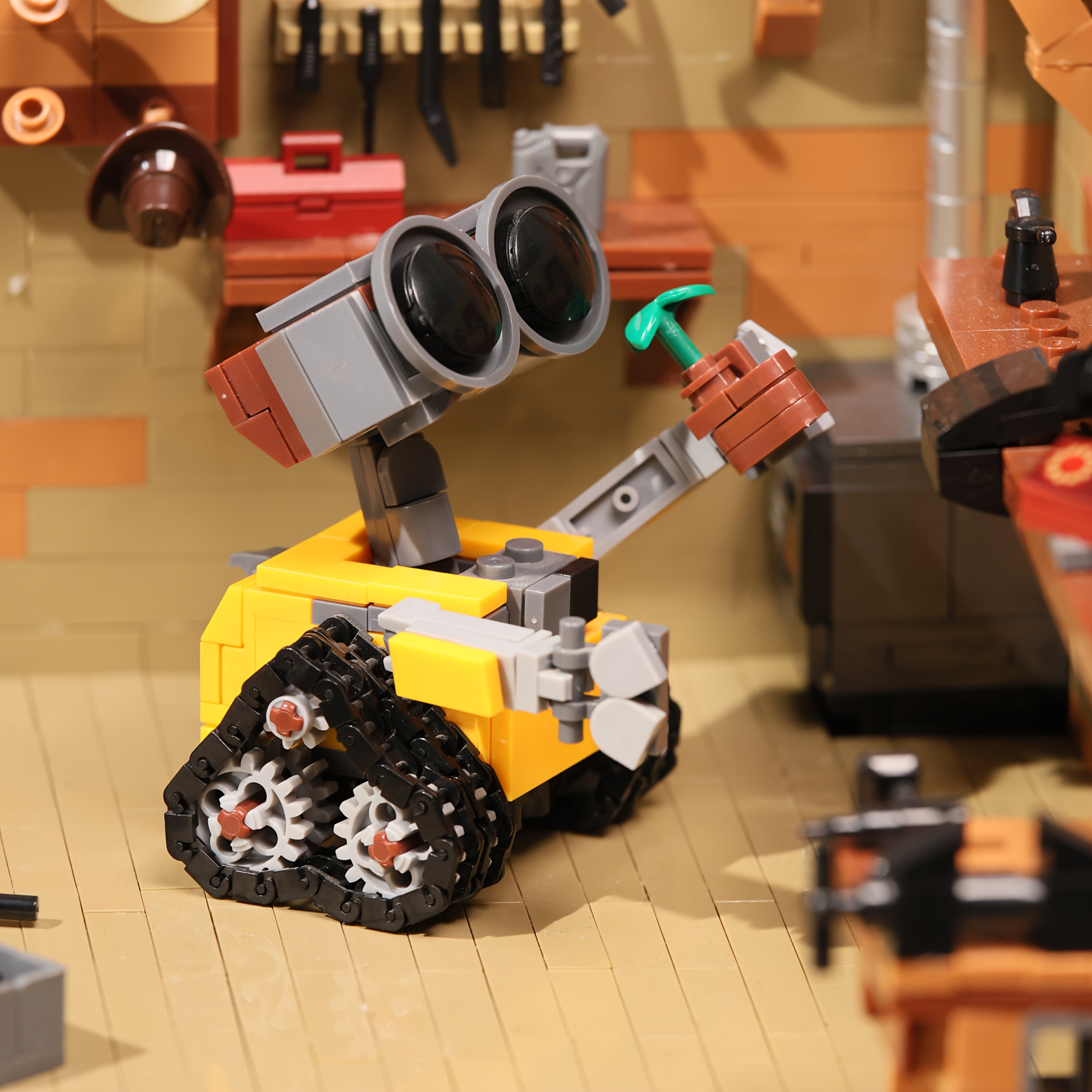 Tnessential WALL-E Robot Building Block Model Set 3D Decor