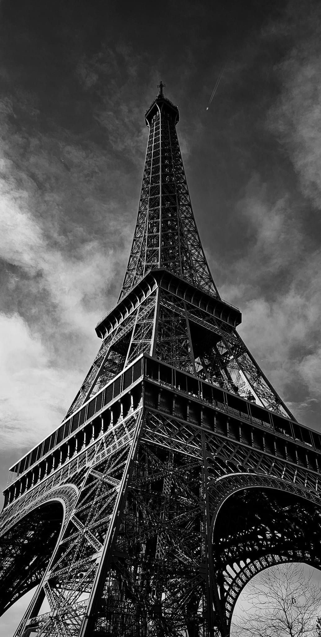 MIDNIGHT EIFFEL GIANT CANVAS POSTER