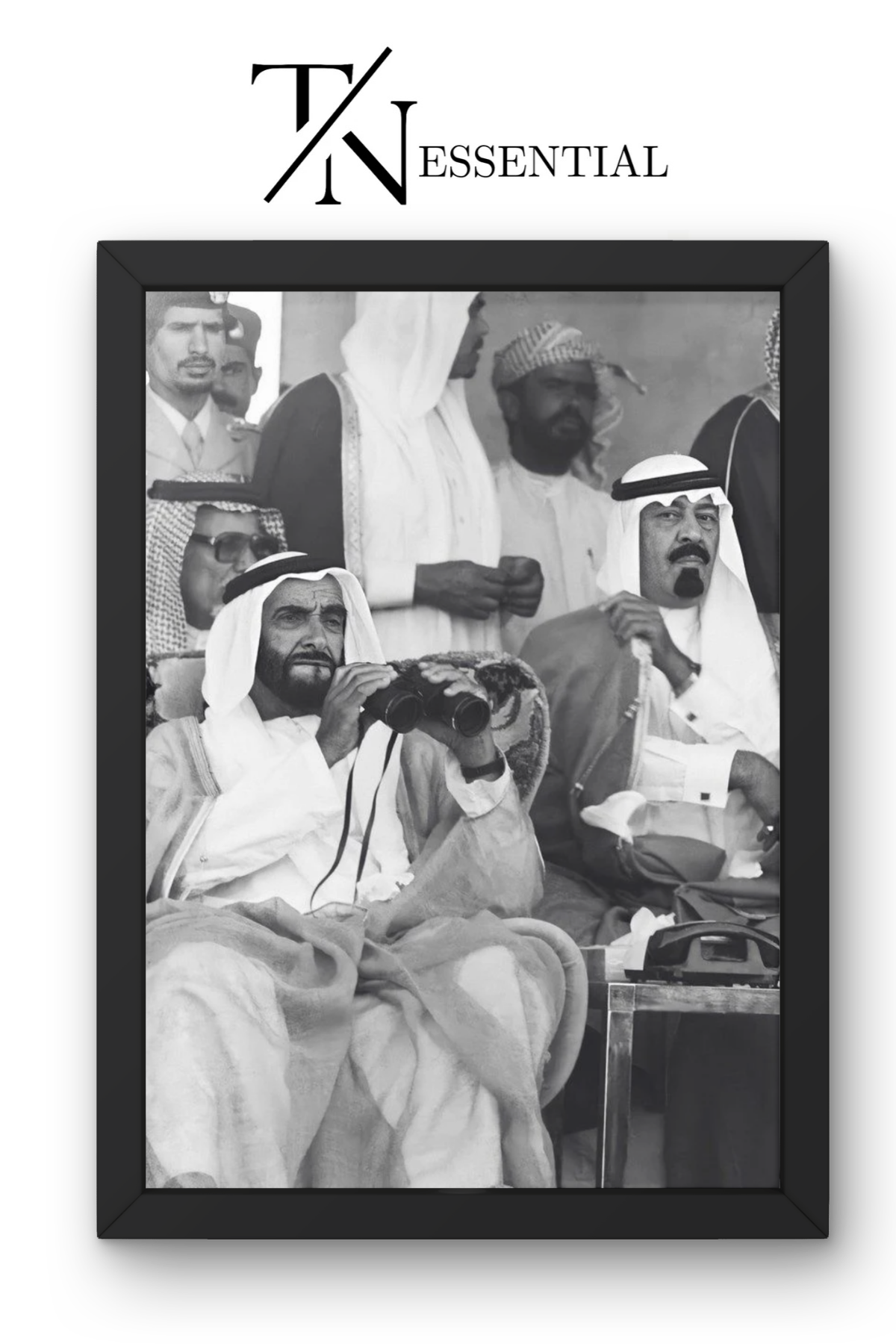 UAE FOUNDER HH SHEIKH ZAYED BINOCULAR HISTORIC PHOTO CANVAS POSTER