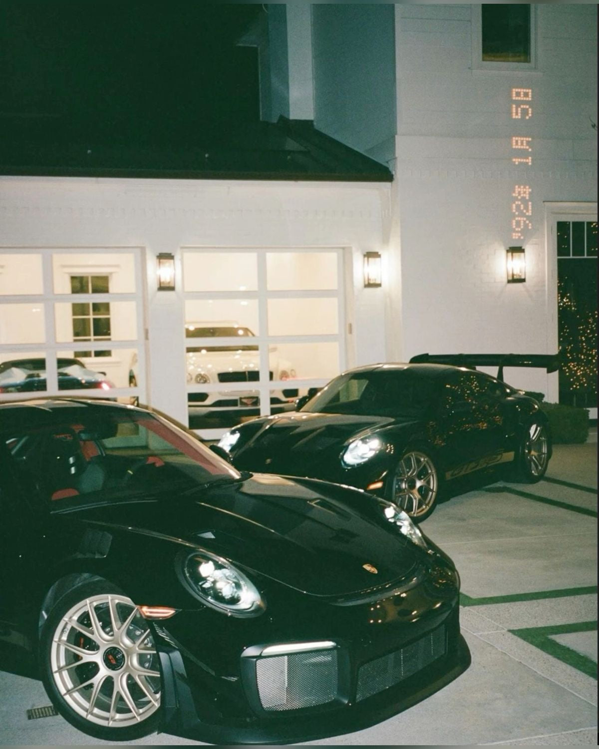 PORSCHE 911 GT3 LUXURY GARAGE NIGHT CANVAS POSTER