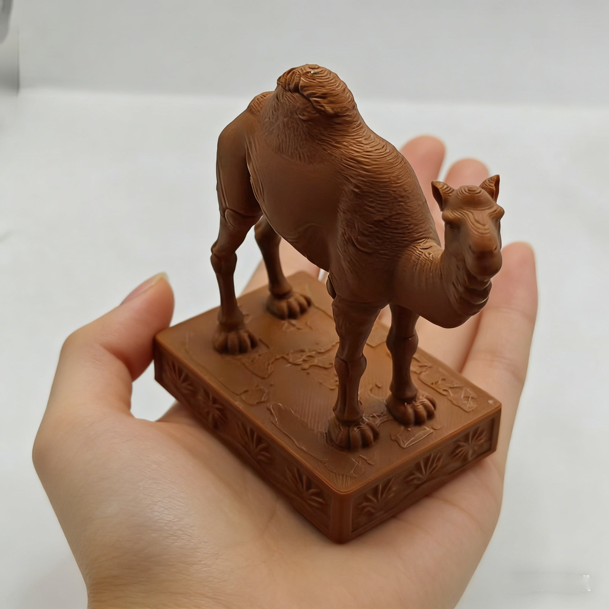 Tnessential Printed Desert Camel Statue 3D Decor