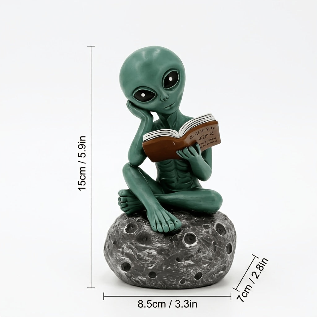 Tnessential SWAITE Green Alien Figurine 3D Decor