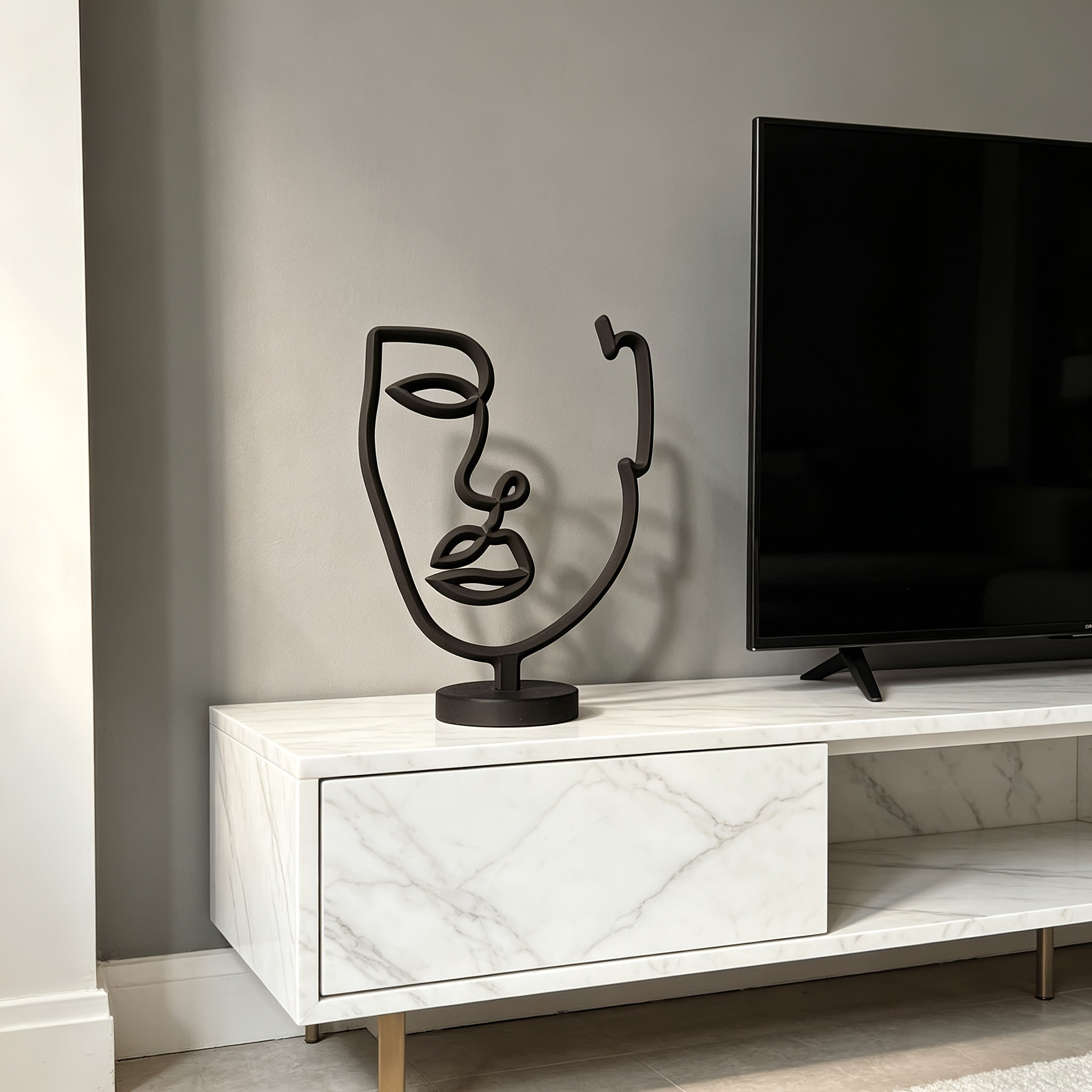 Tnessential Printed Abstract Face Sculpture 3D Decor