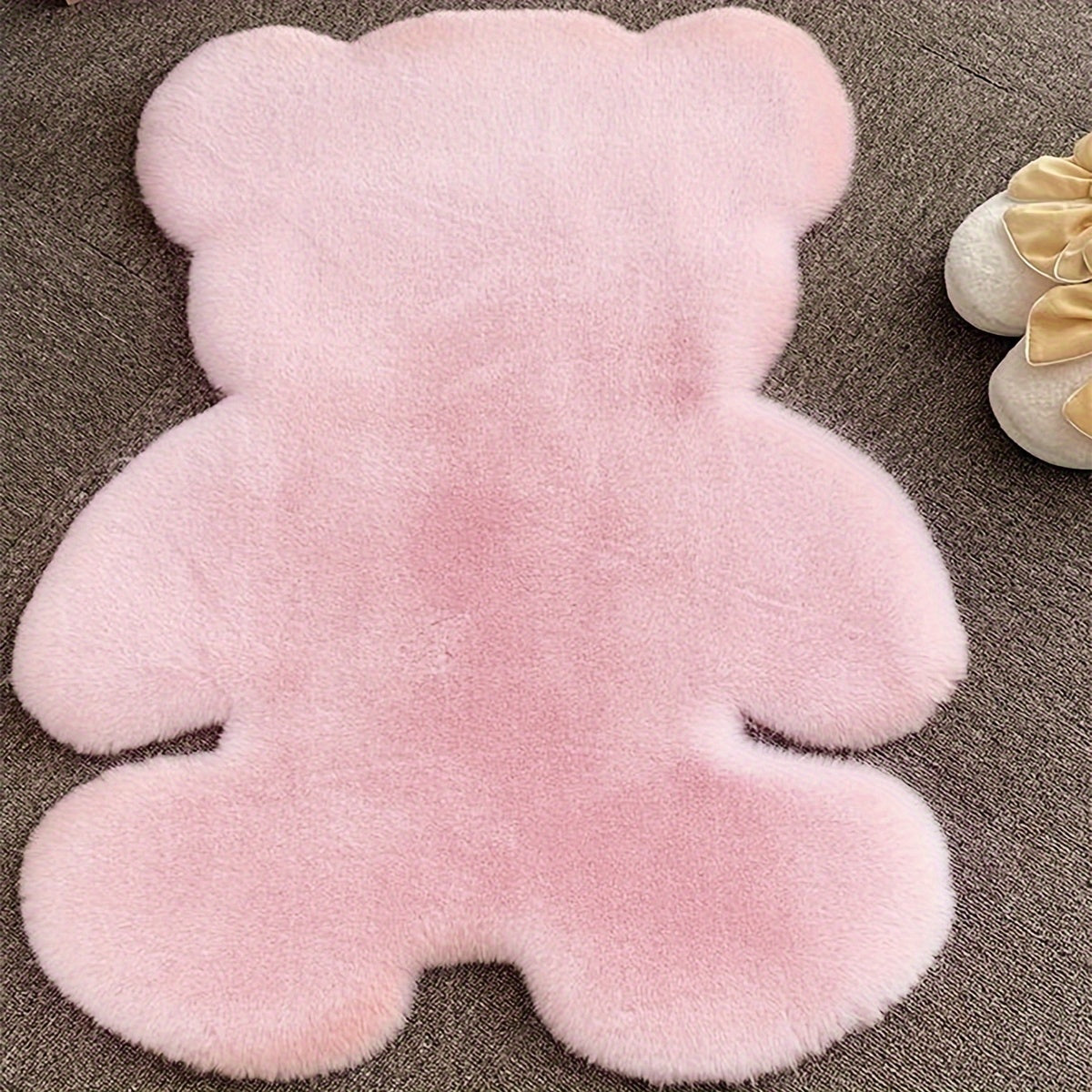 PINK BEAR RUG view 3