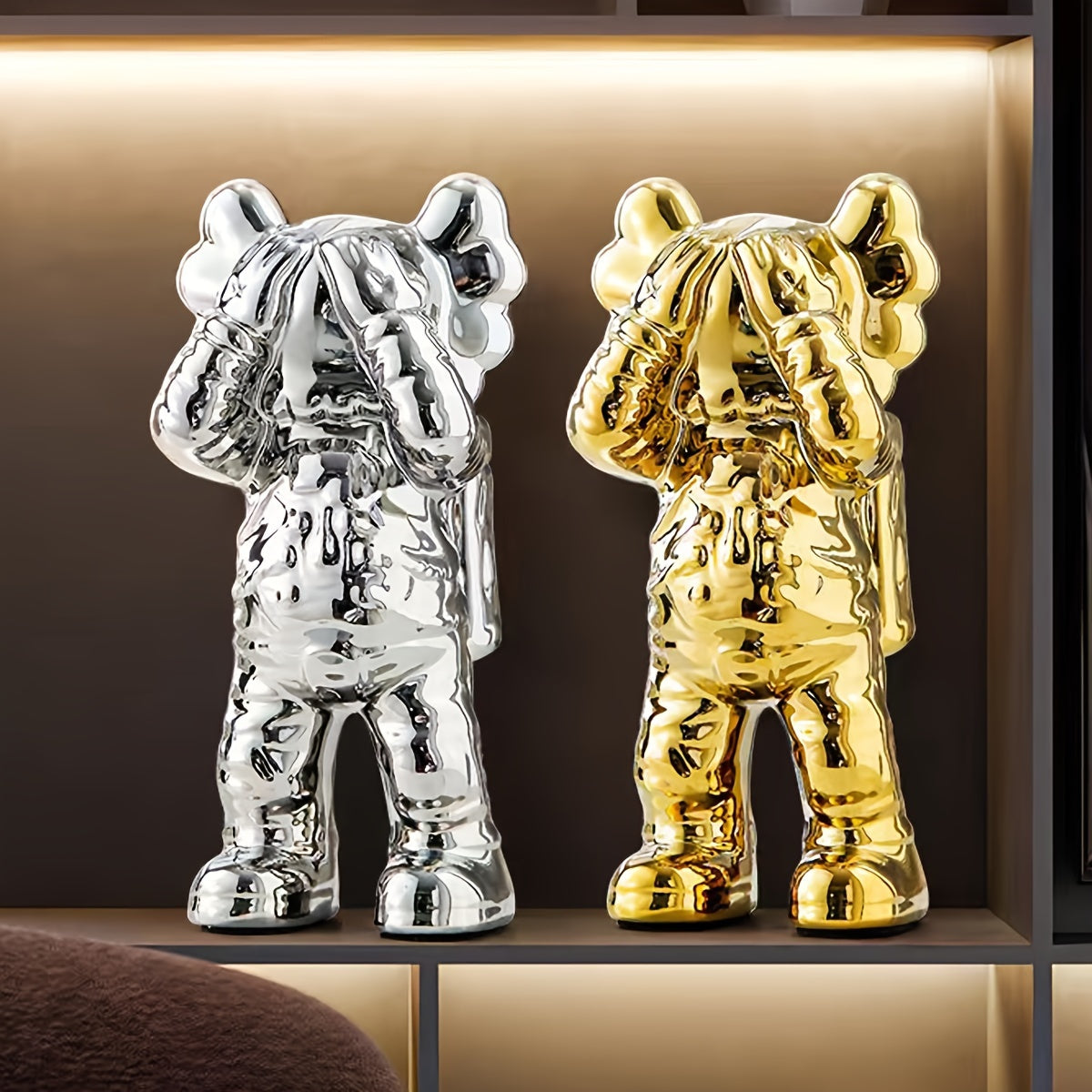 Tnessential Scandinavian-inspired Fashionable and Ceramic Astronaut 3D Decor