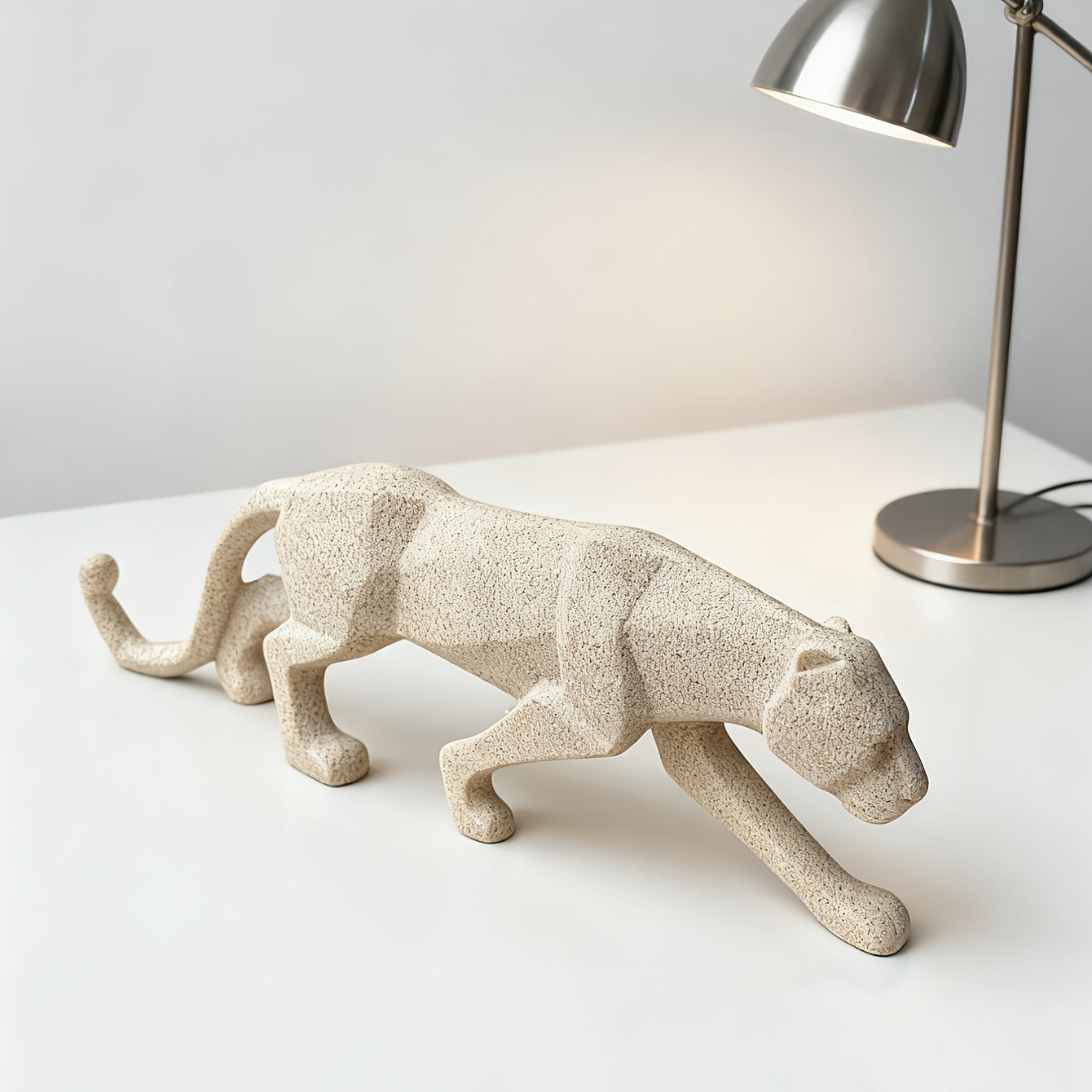 Tnessential Figurine Ornaments Modern Abstract Leopard Statue 3D Decor