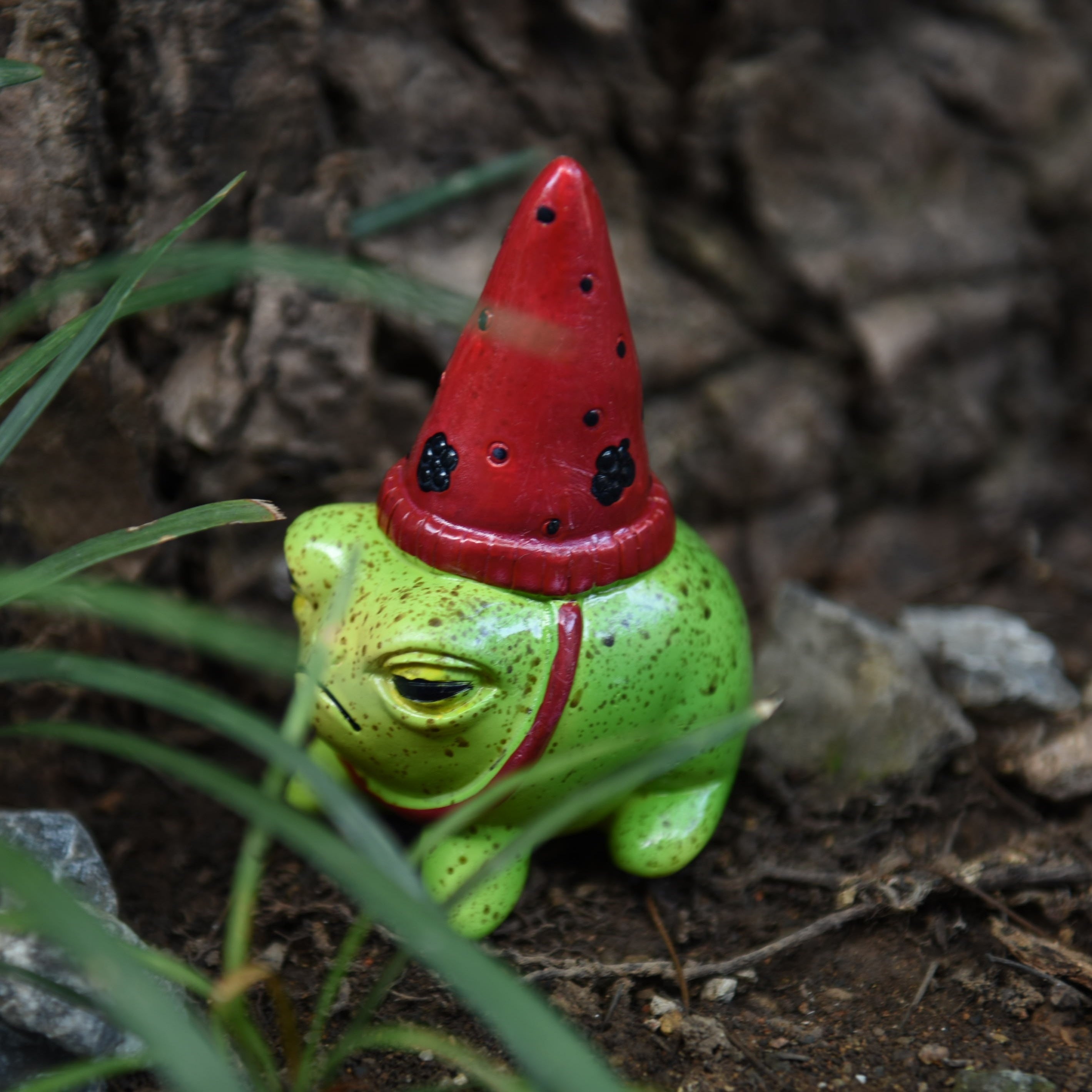 Tnessential Charming Resin Frog Figurines 3D Decor