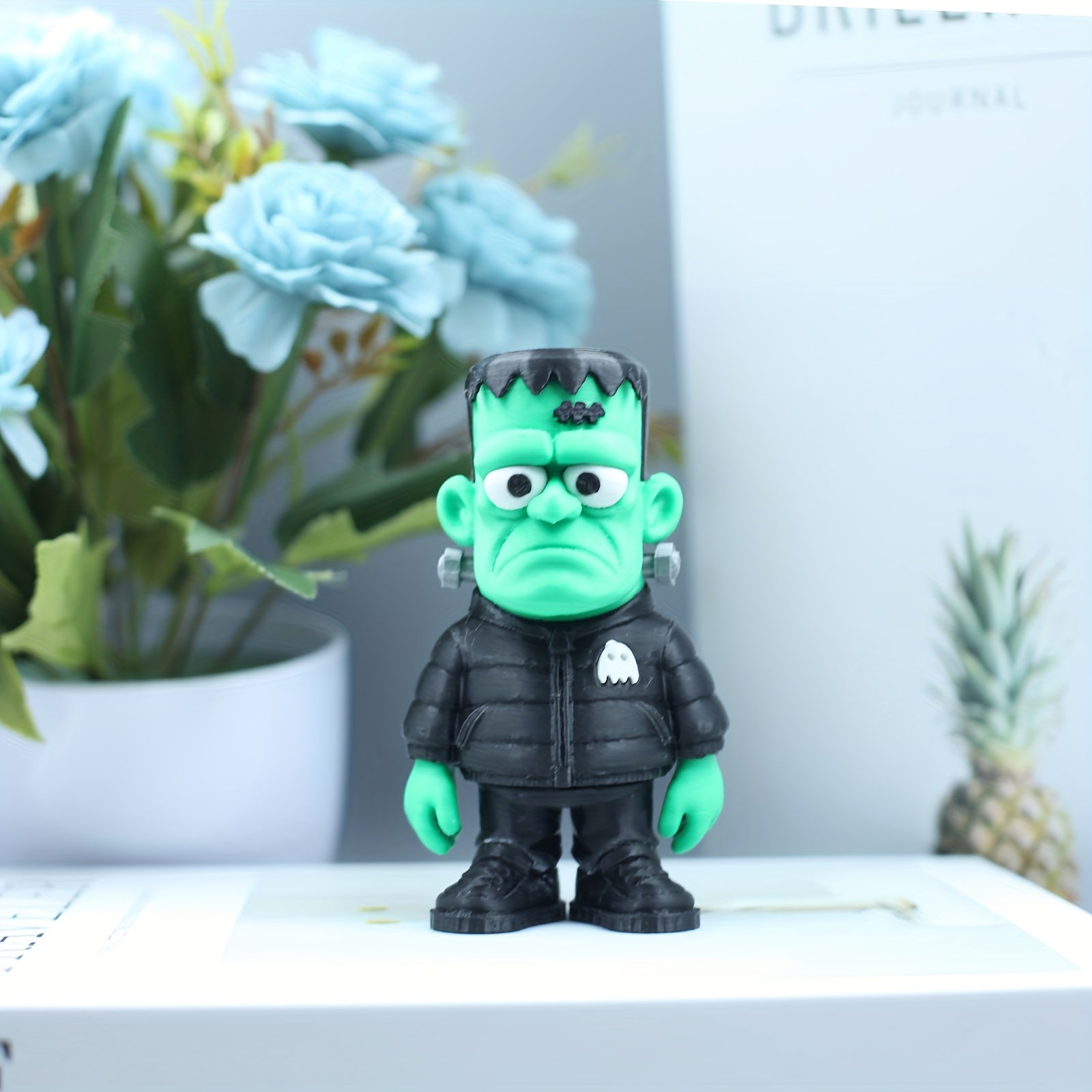 Tnessential Printed Green for Man in Black Coat Statue 3D Decor
