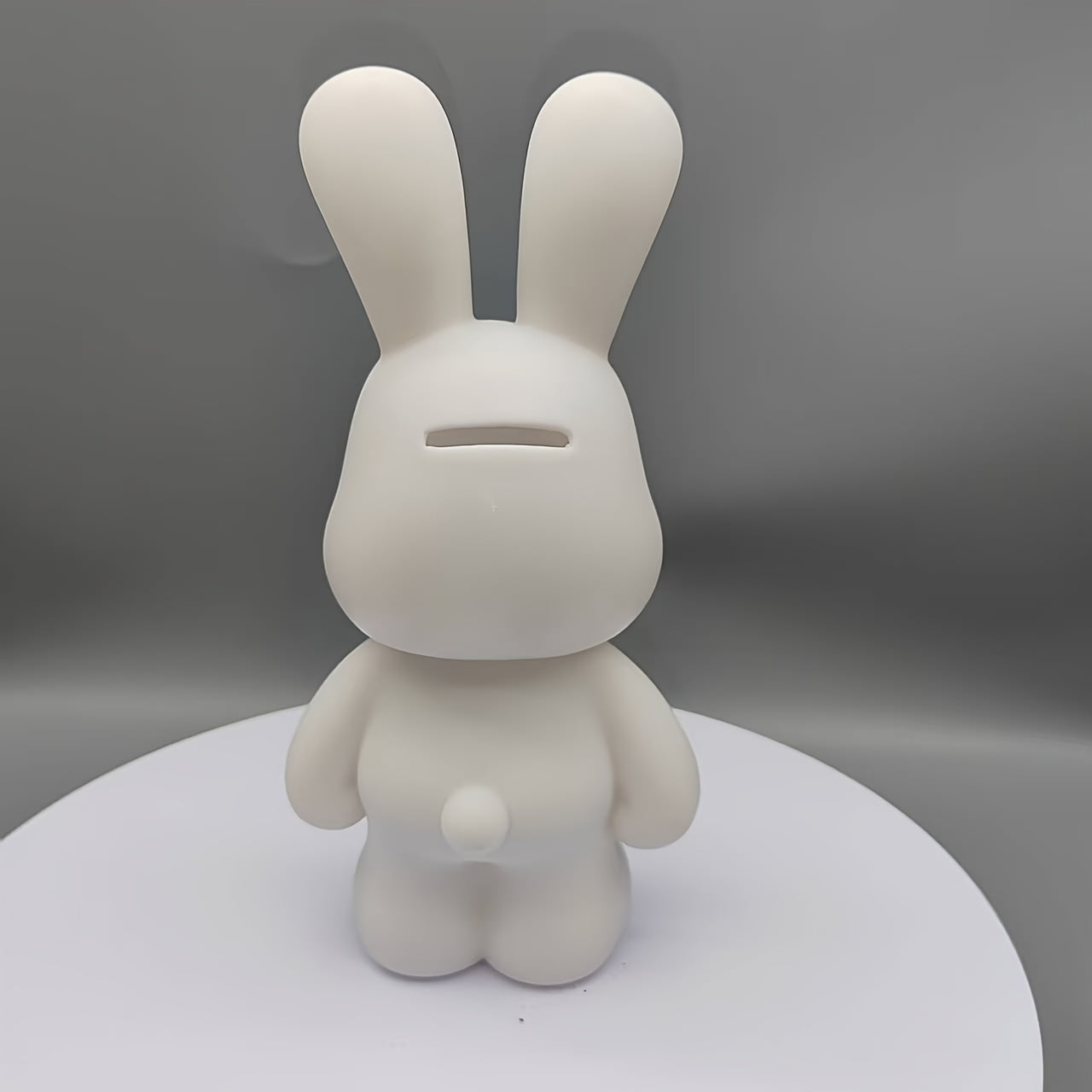 Tnessential This Multifunctional Desk Ornament Features a Rabbit with 3D Decor