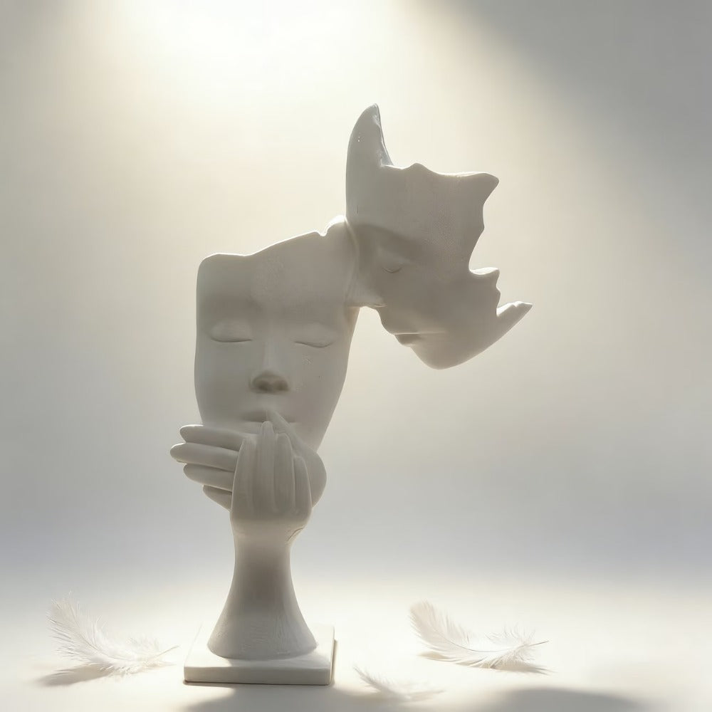 Tnessential Printed Whispering Couple Statue 3D Decor