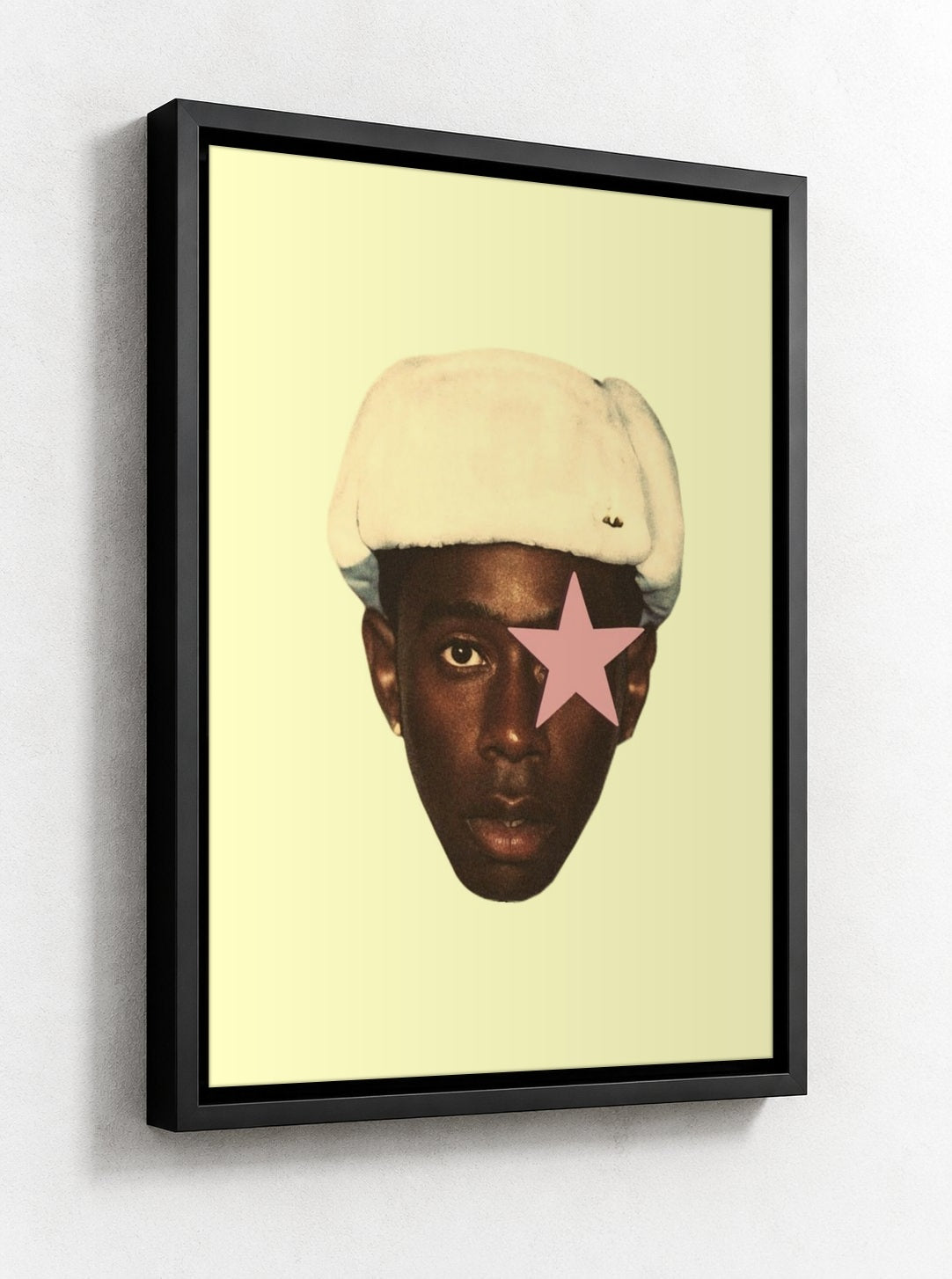 Black floater