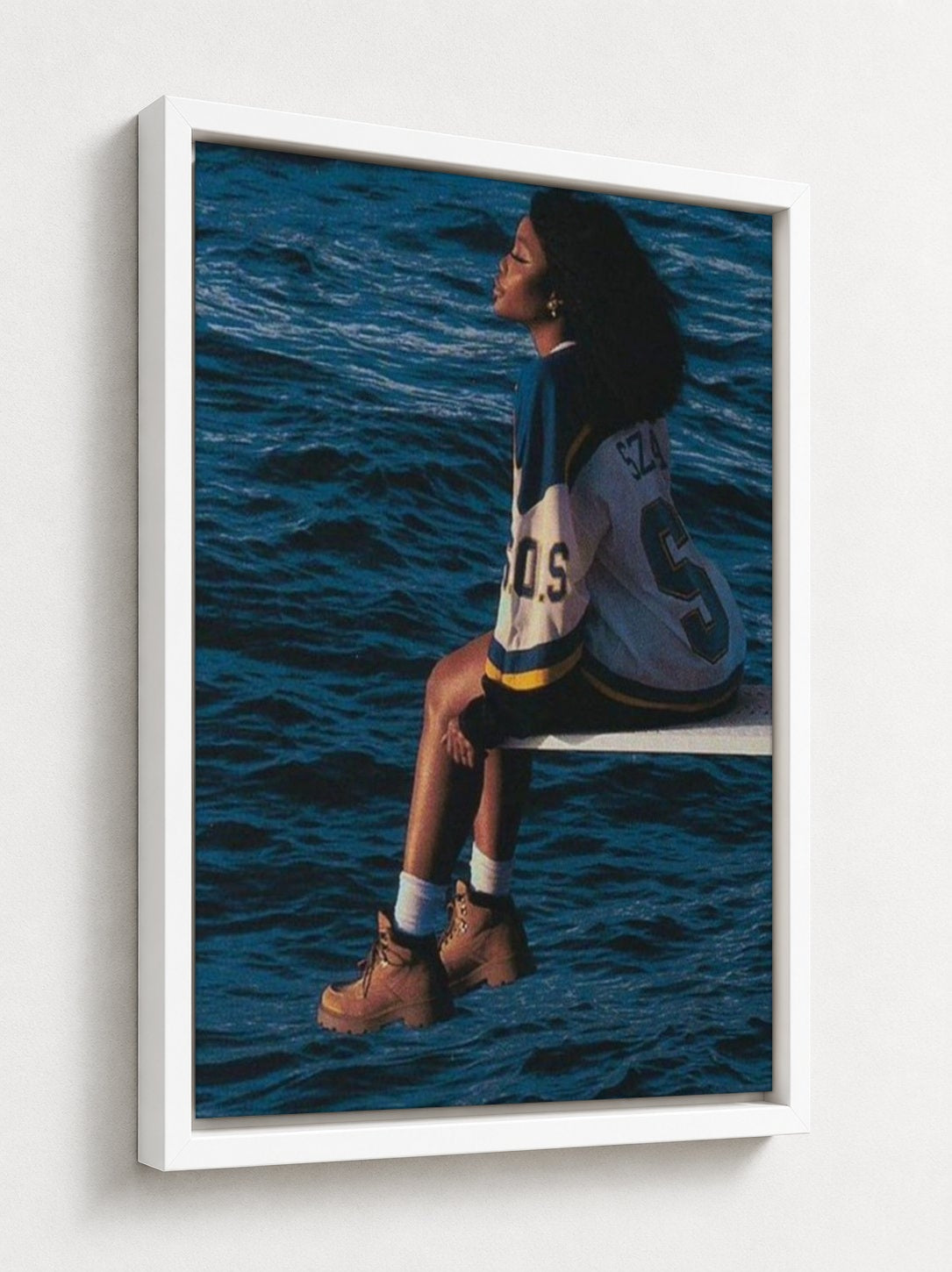 White floater