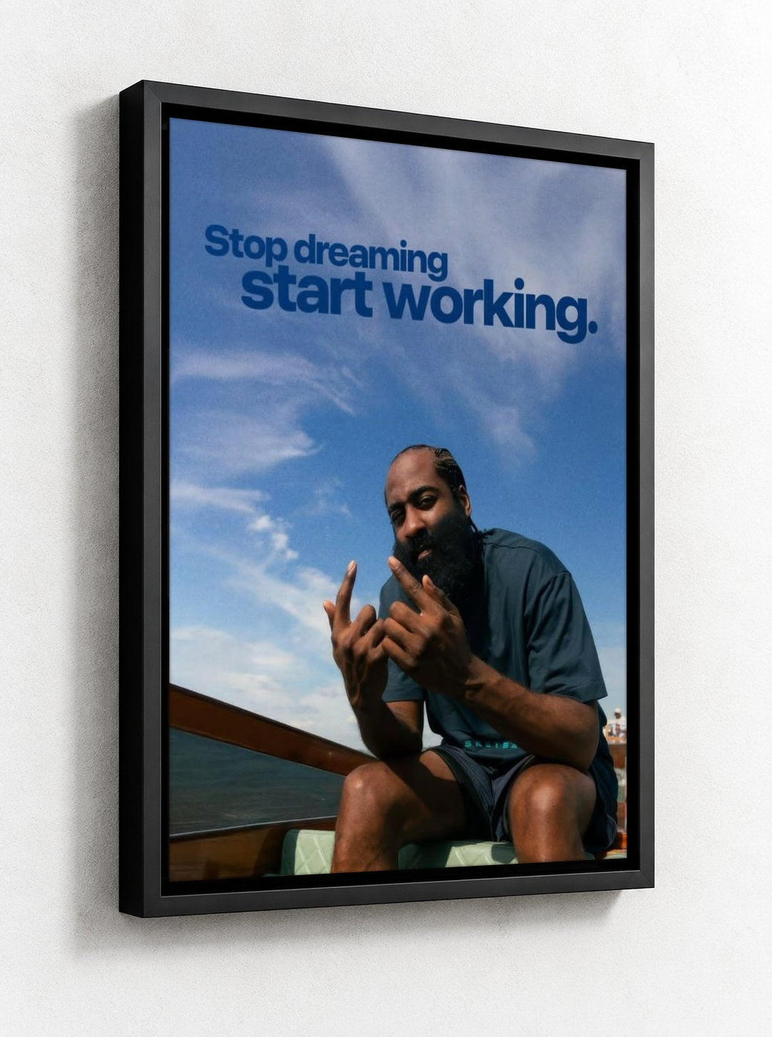 Black floater