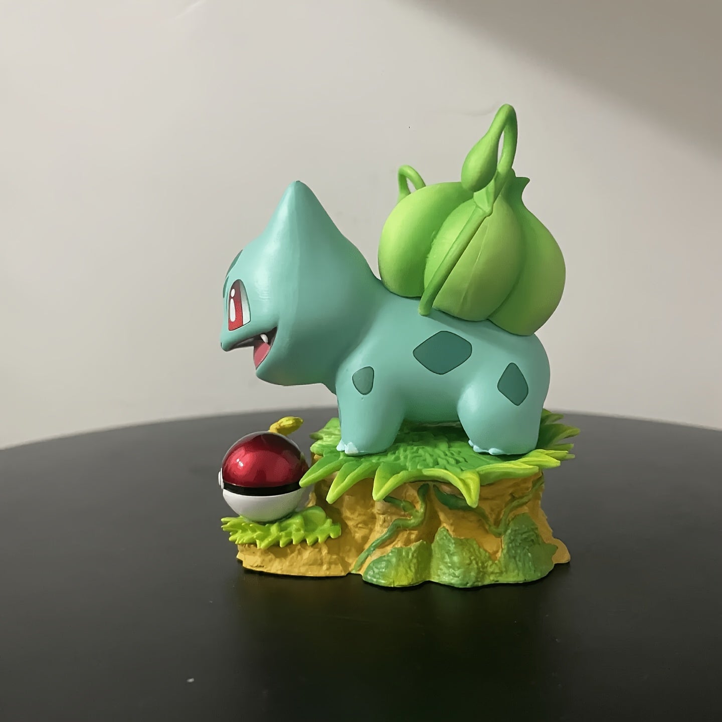 Tnessential Cm\u002f3.93in Anime Bulbasaur Figure Collectible Model 3D Decor