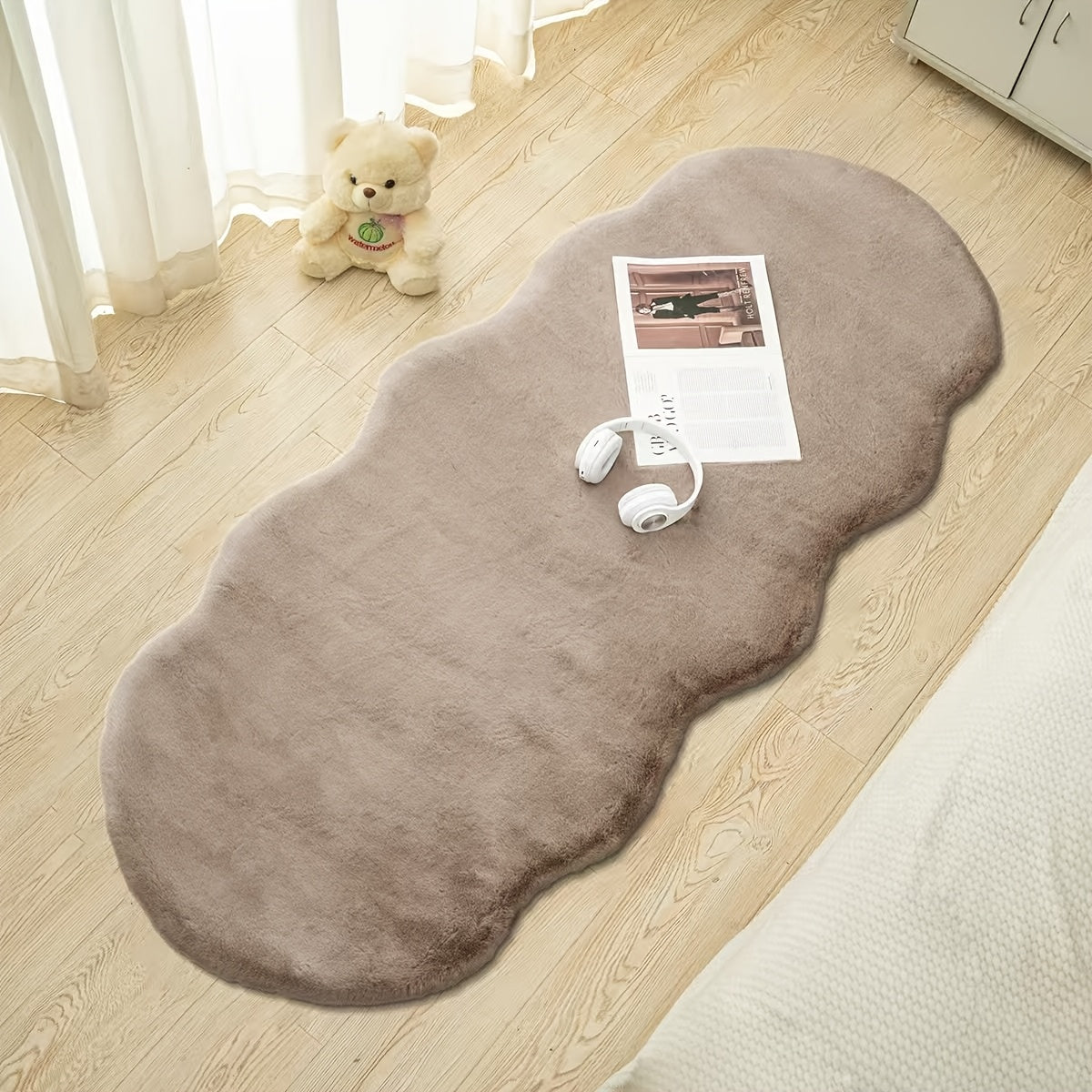 GREY RABBIT 4 RUG view 5
