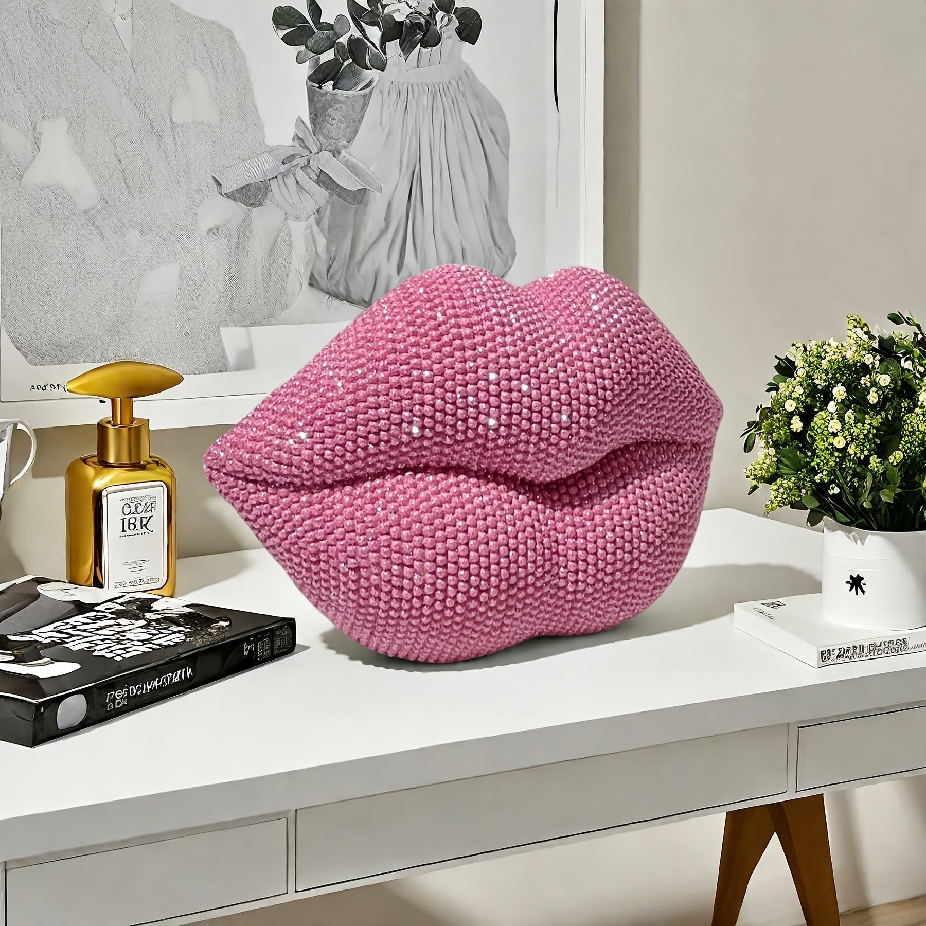 Tnessential Sexy Lips Beaded Statue Decoration 3D Decor