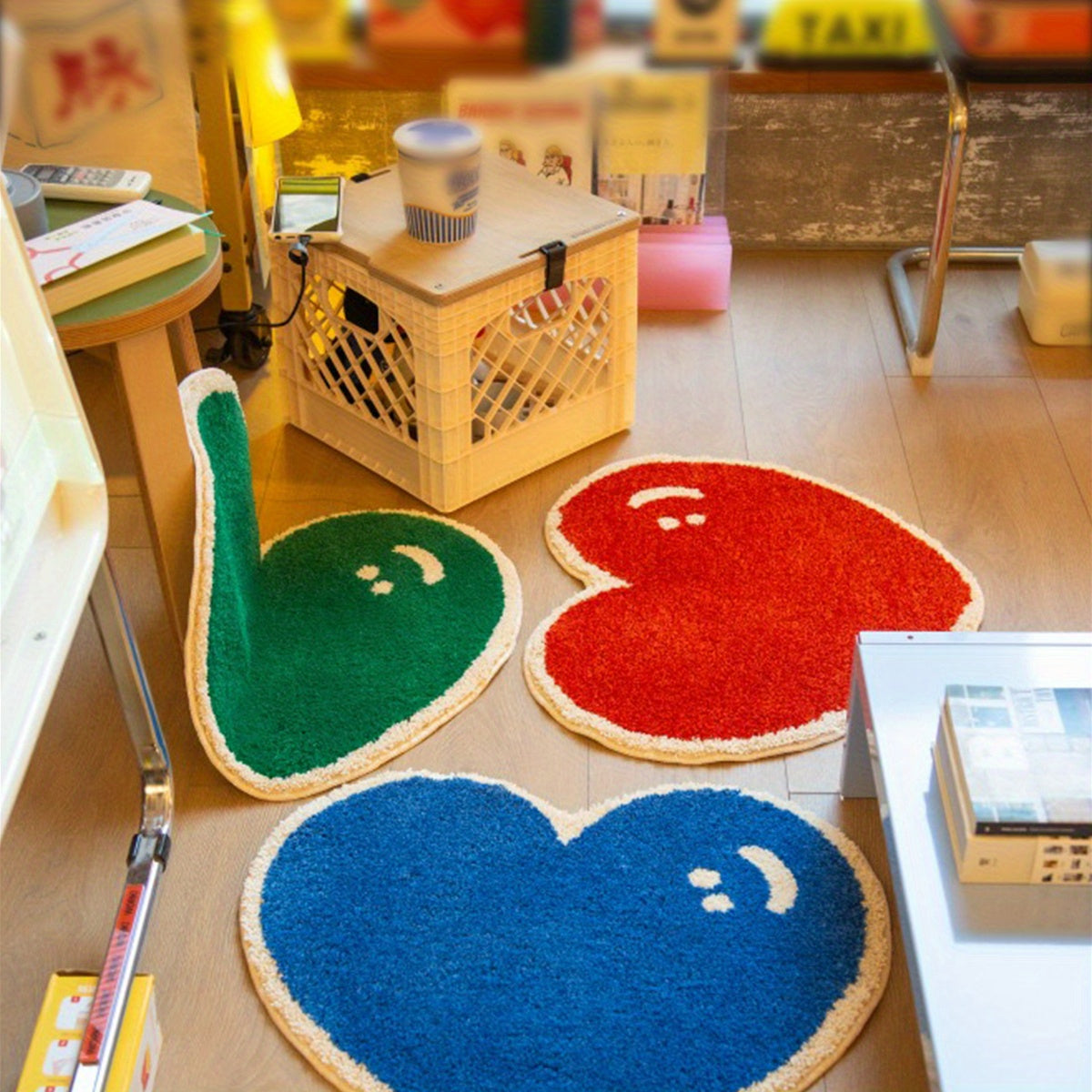 RED HEART 2 RUG view 6
