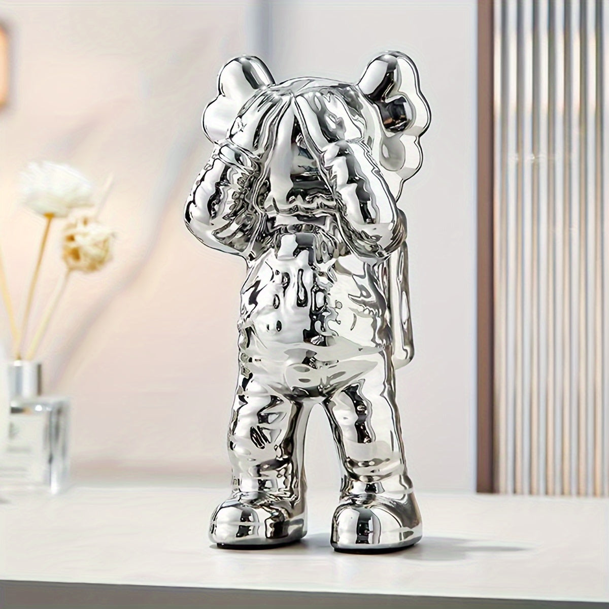 Tnessential Scandinavian-inspired Fashionable and Ceramic Astronaut 3D Decor