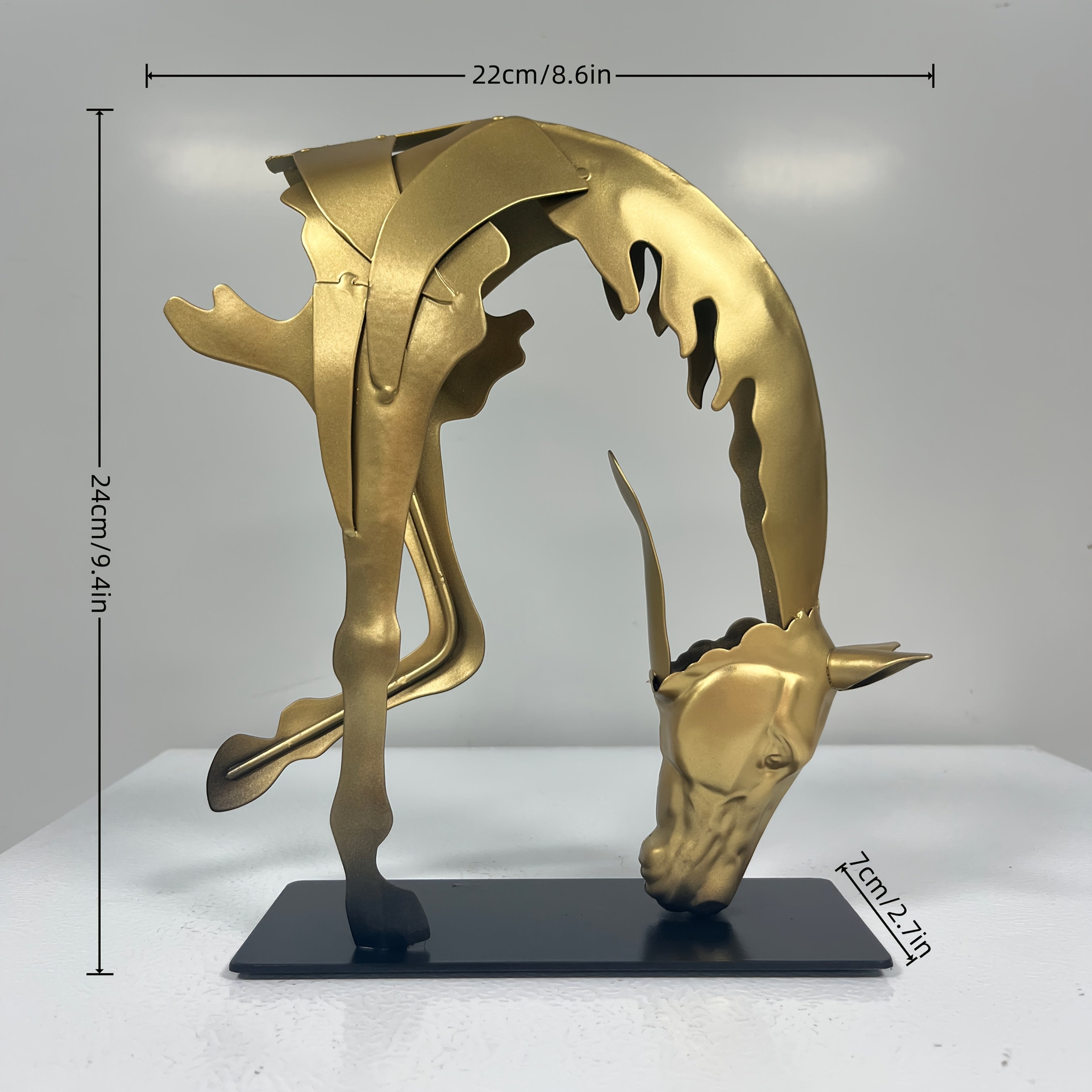 Tnessential Handcrafted Metal Horse Statue 3D Decor