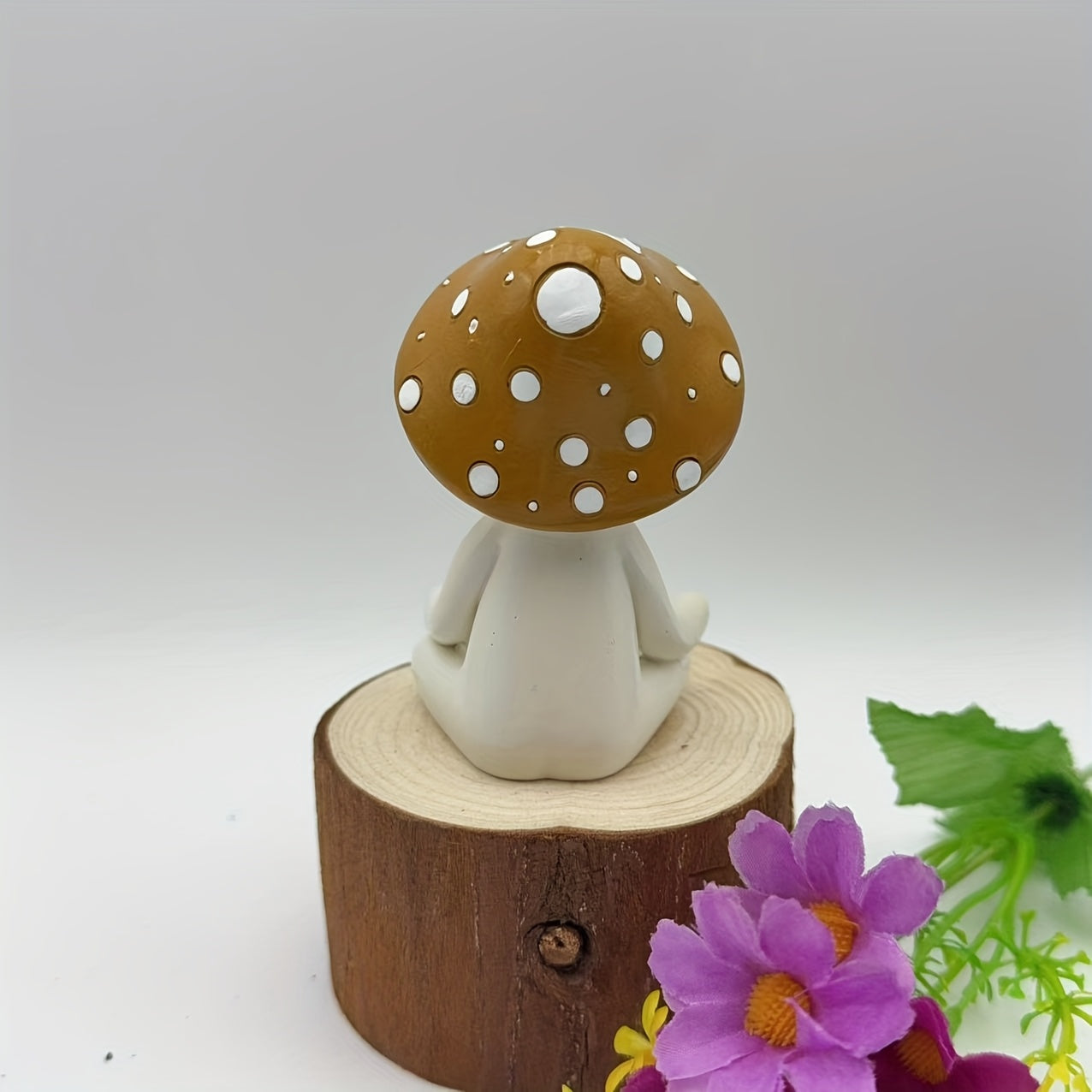 Tnessential Charming Resin Mushroom Yoga Meditation Figurines-serene 3D Decor
