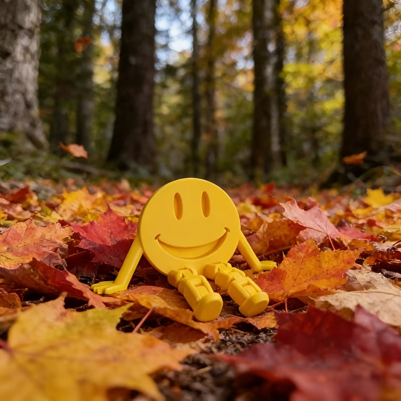 Tnessential Small Yellow Smiley Face Ornament for Your Desk 3D Decor